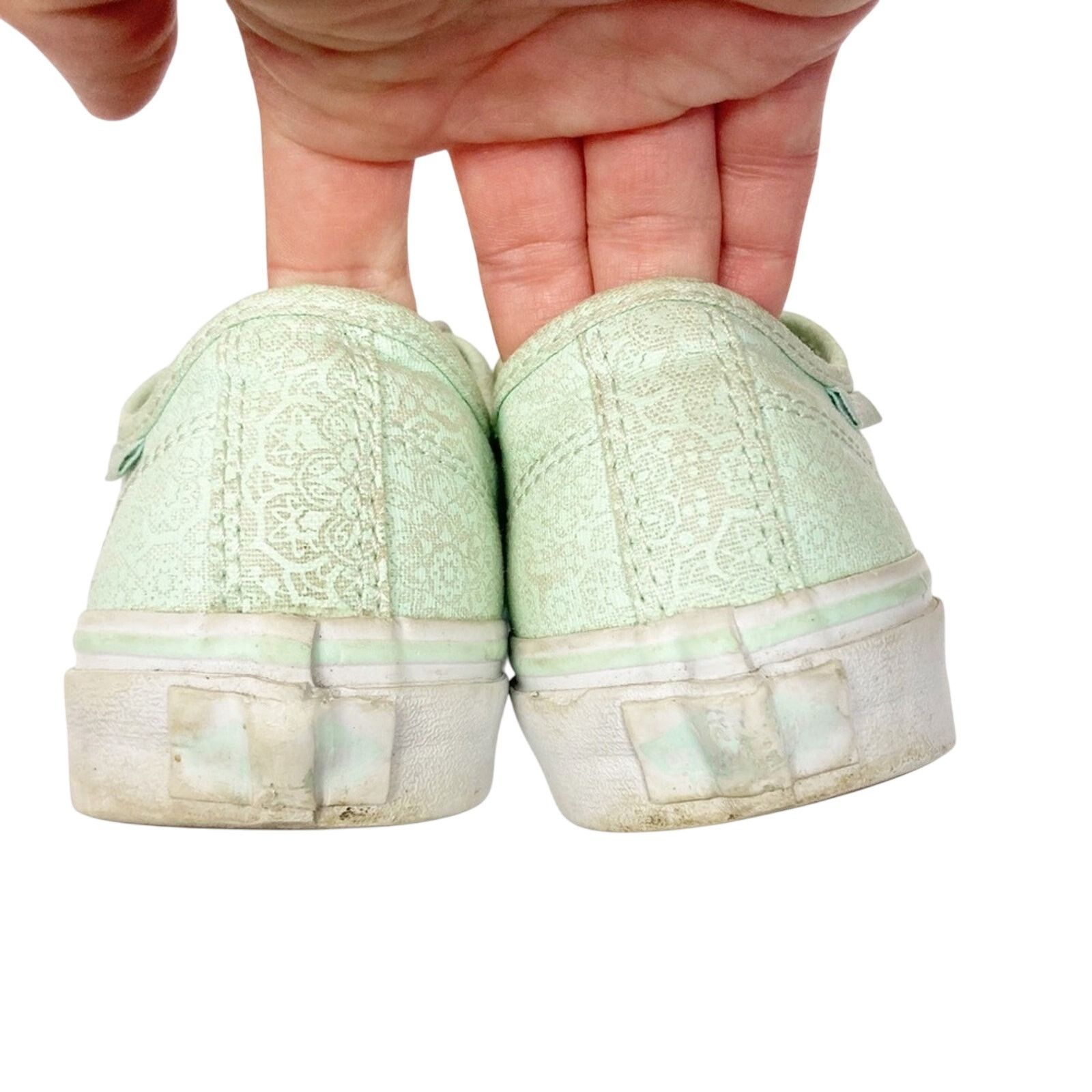 Vans Vans Mint Green Low Top Sneakers Sz 6 Size US 6 / IT 36 - 4 Thumbnail