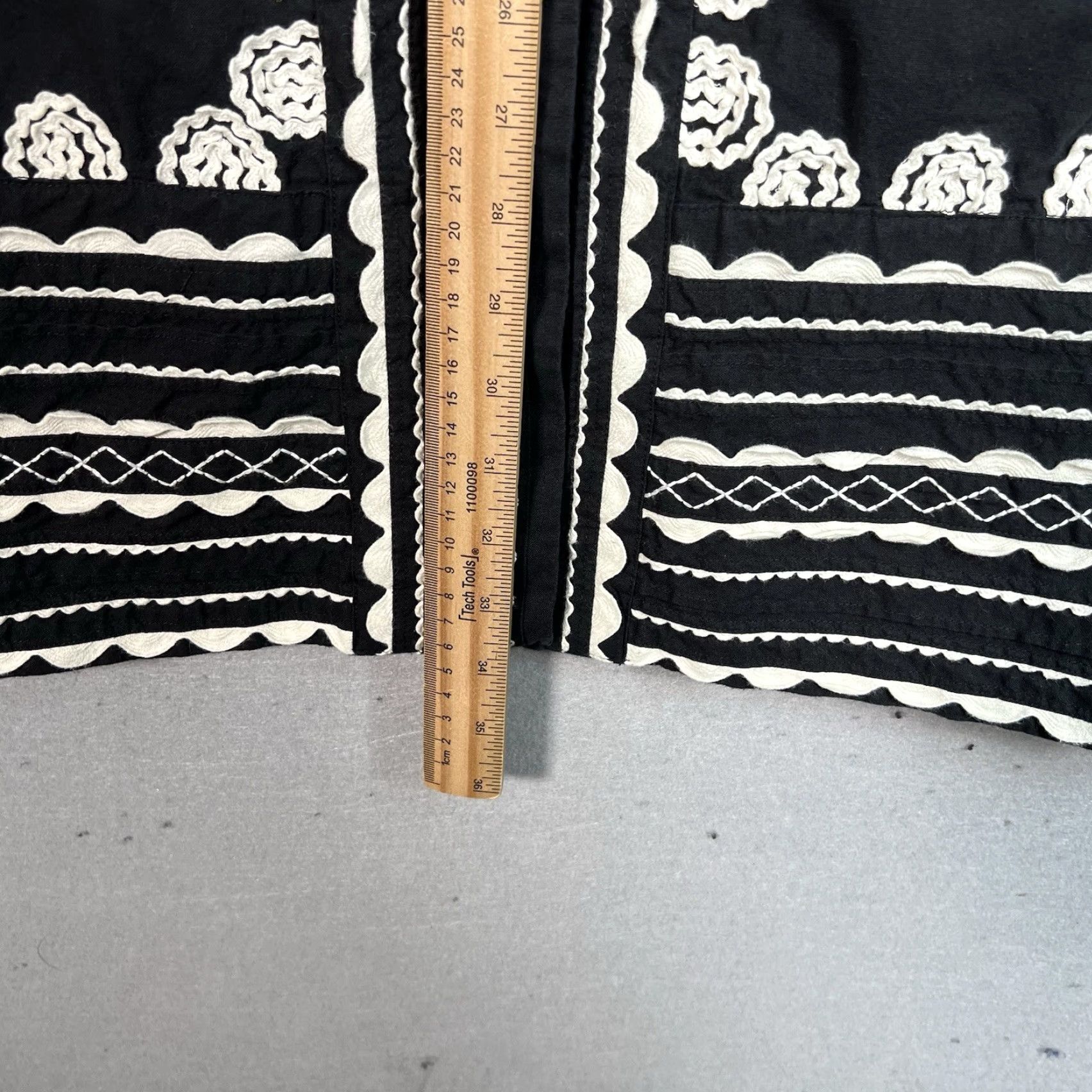 Sea New York VINTAGE Sea New York Ryleigh Mini Dress Button Embroidered Womens Size Small Black Size S / US 4 / IT 40 - 3 Thumbnail