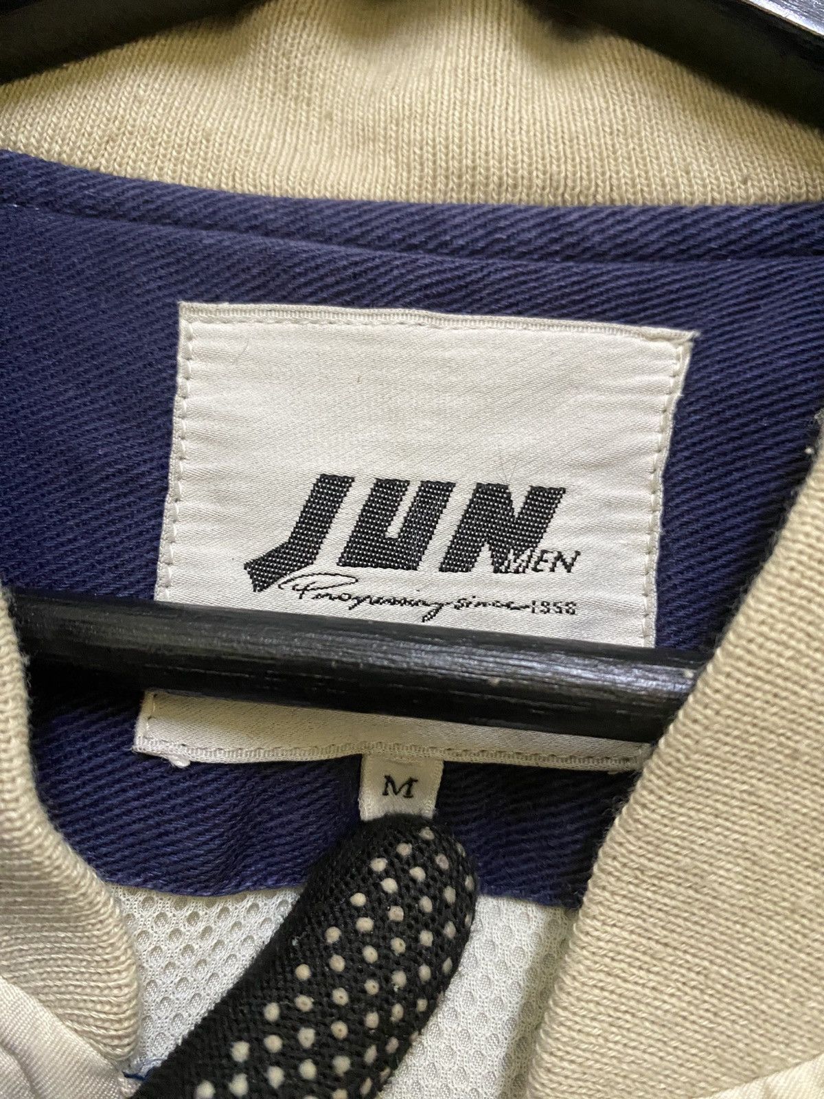 JUN MEN Vintage JUN Men Japan Track Bomber Jacket Ivory Nylon Zip-Up Size US M / EU 48-50 / 2 - 10 Thumbnail