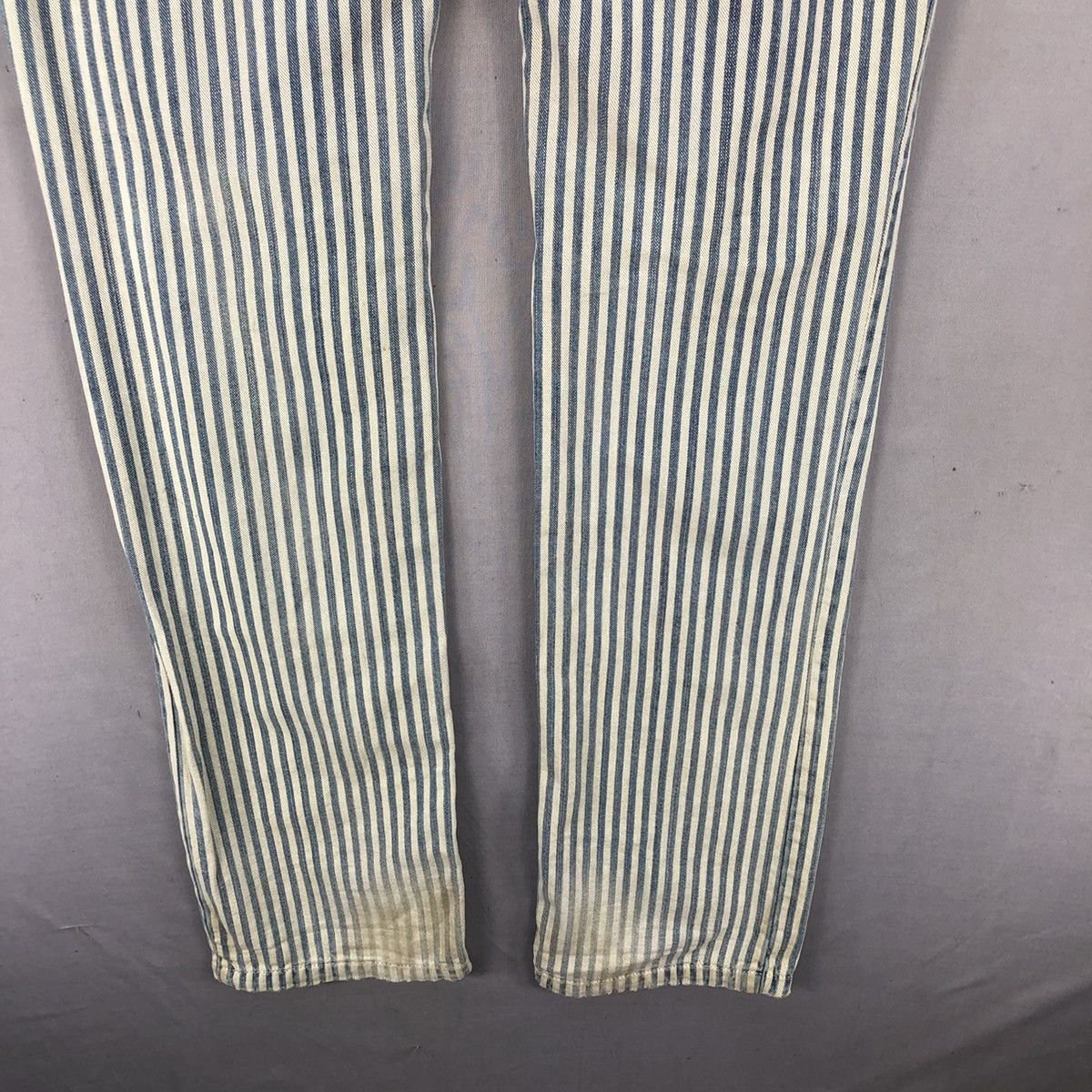 Diesel Archive 1990s Diesel Low Rise Hickory Faded Jeans Size 32" / US 10 / IT 46 - 6 Thumbnail