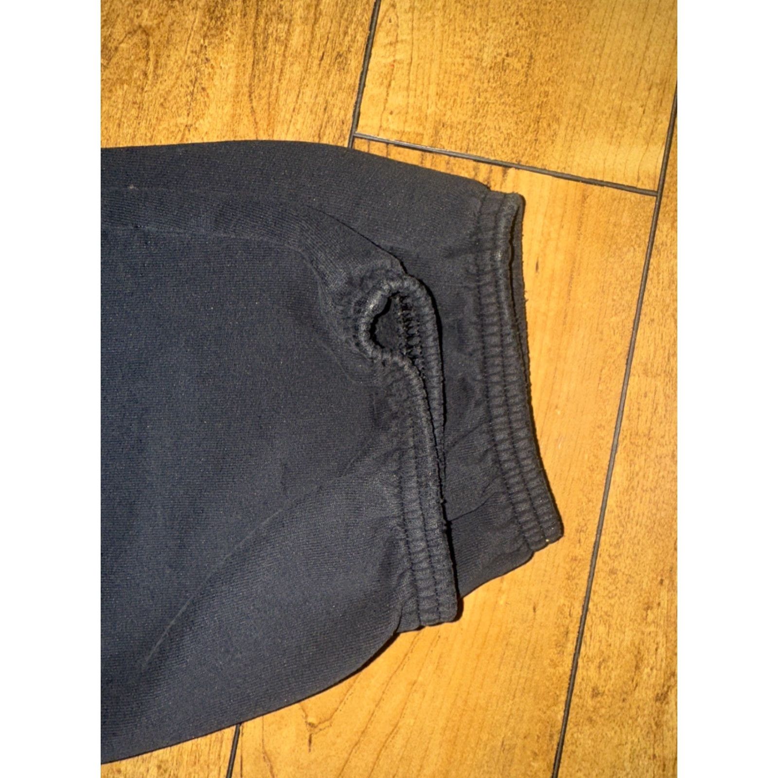 Nike VINTAGE Nike Sweatpants Men’s 32x30 Black Distressed 90s USA Made Pants Size US 32 / EU 48 - 2 Thumbnail
