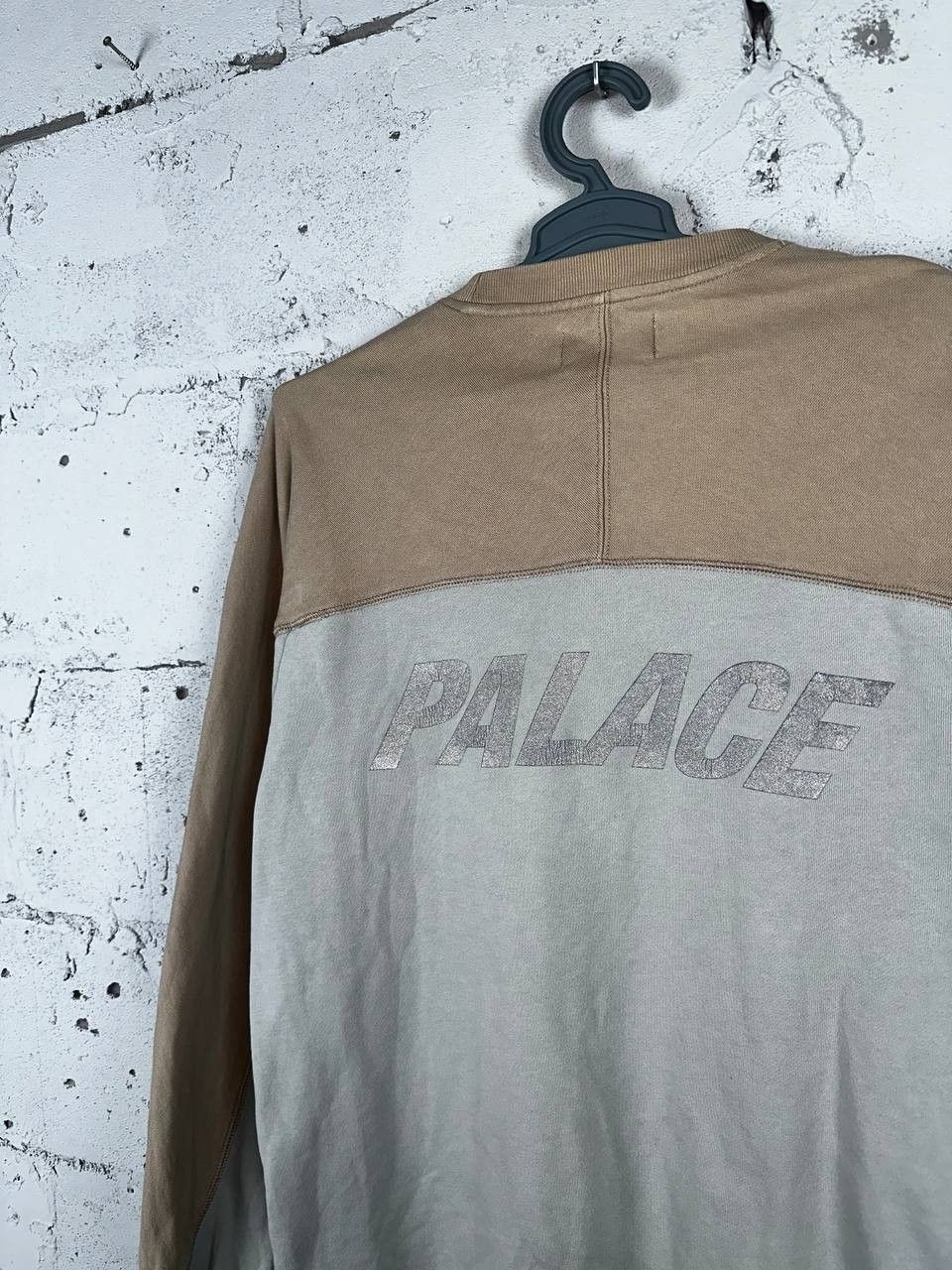 Palace Palace Reflective Logo Panel Sweatshirt Size L Size US L / EU 52-54 / 3 - 10 Thumbnail