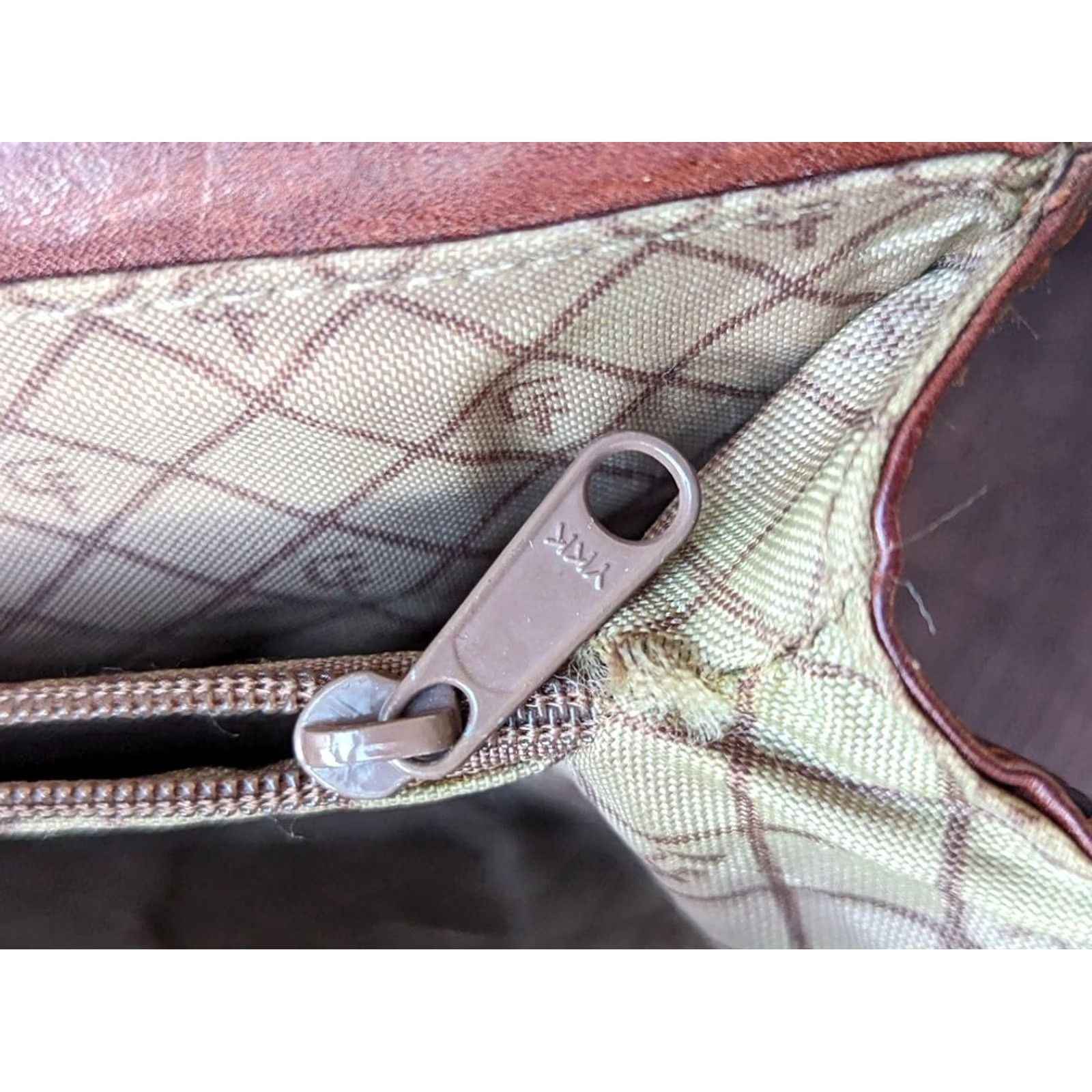 Vintage Claudio Ferrici Leather Womens Crossbody Bag - Brown, Crossbody, Leather, Italy, Women, 76cm strap, Authentic Brand Size ONE SIZE - 5 Thumbnail