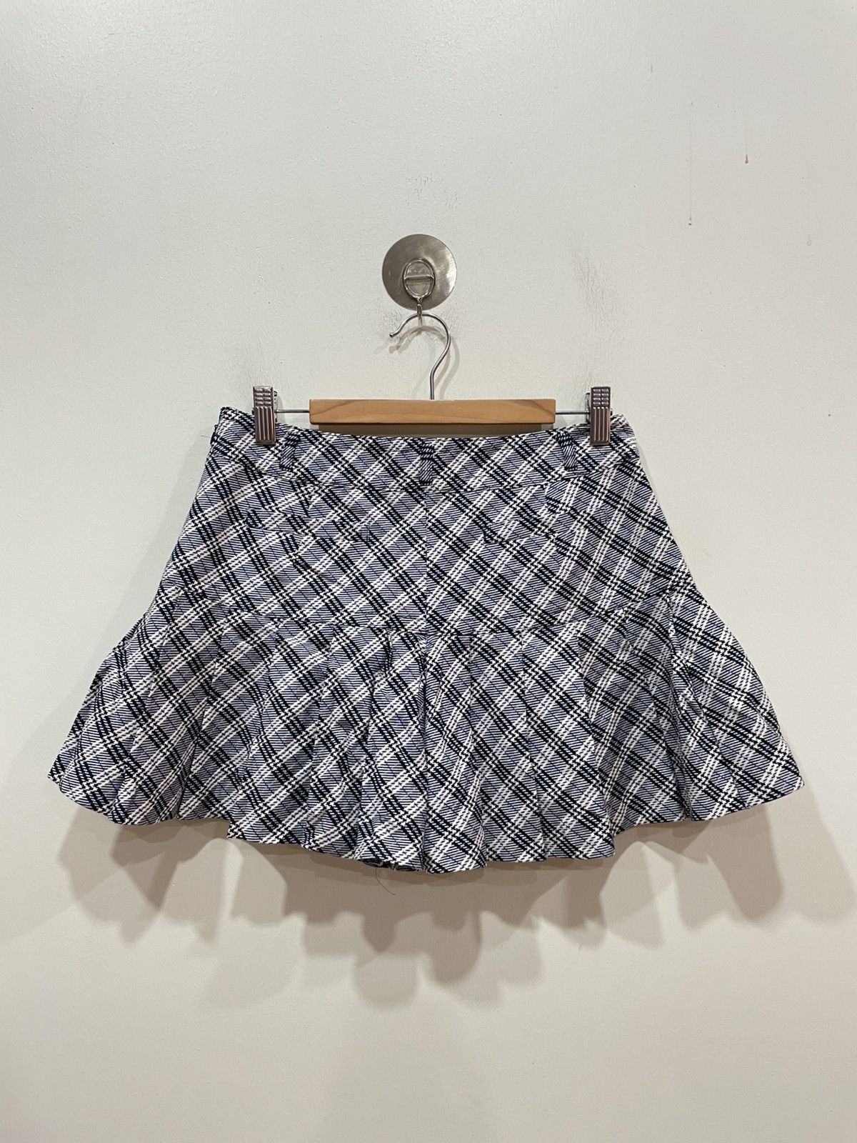 Burberry Burberry Mini Skirt Size 26" / US 2 / IT 38 - 2 Thumbnail