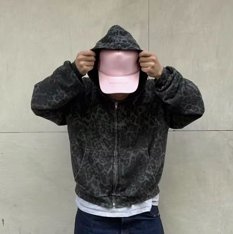 Japanese Brand Leopard Style Hoodie Size US XL / EU 56 / 4 - 4 Thumbnail