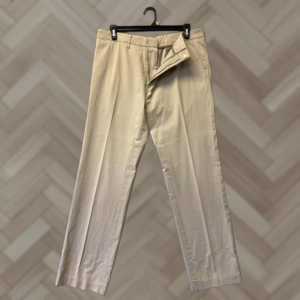 Vintage Hugo Boss Chino Pants Trousers Men’s Zip Solid Tan 34X34 Regular Inseam 34 Pocket Size US 34 / EU 50 - 1 Thumbnail