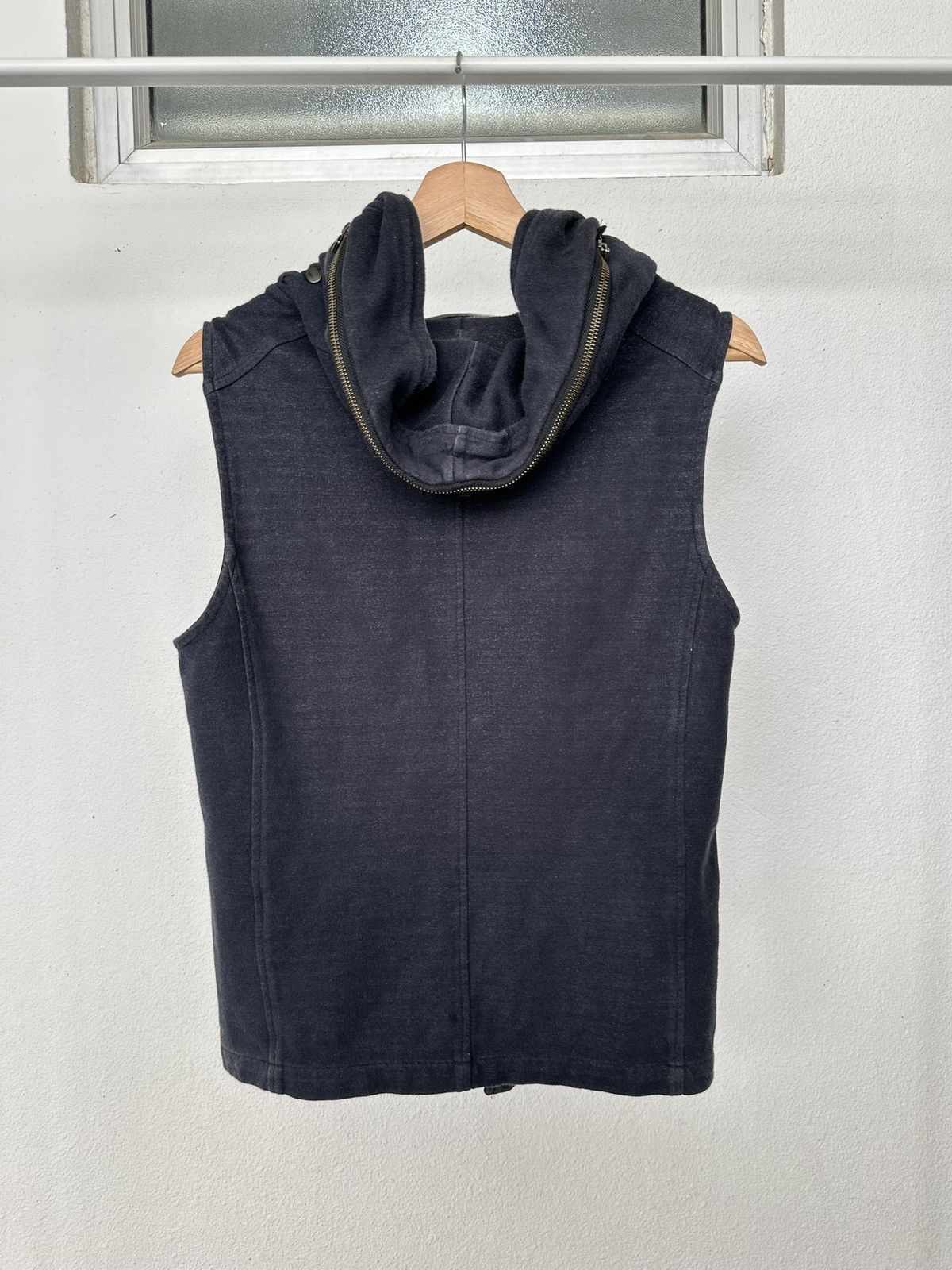 Japanese Brand 00's Blue Tornado sleeveless gimp hoodie Size US S / EU 44-46 / 1 - 11 Thumbnail
