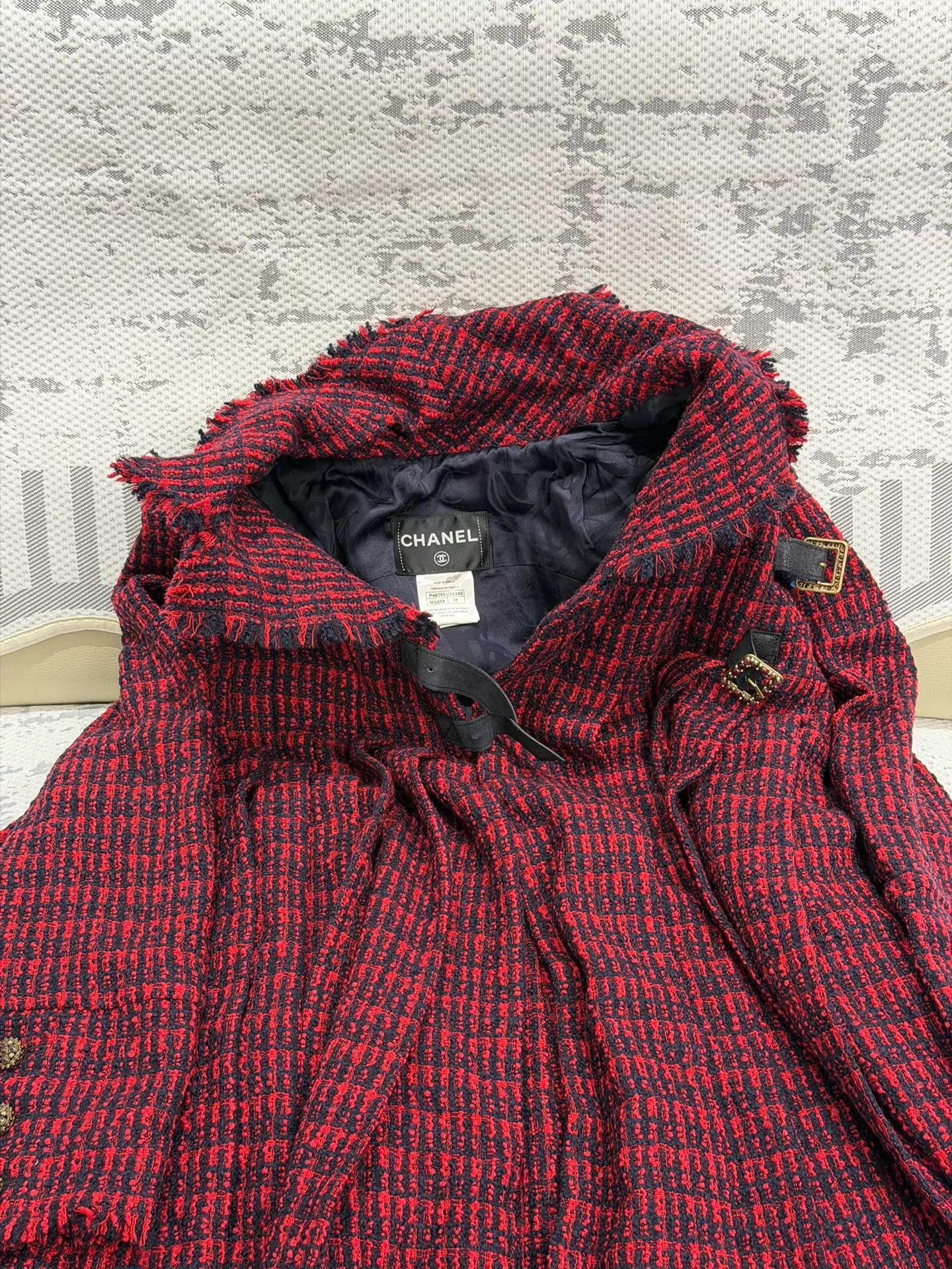 Chanel Chanel Edinburgh Red-Black Woven Lapel Glass Button Coat 38 Size S / US 4 / IT 40 - 2 Thumbnail