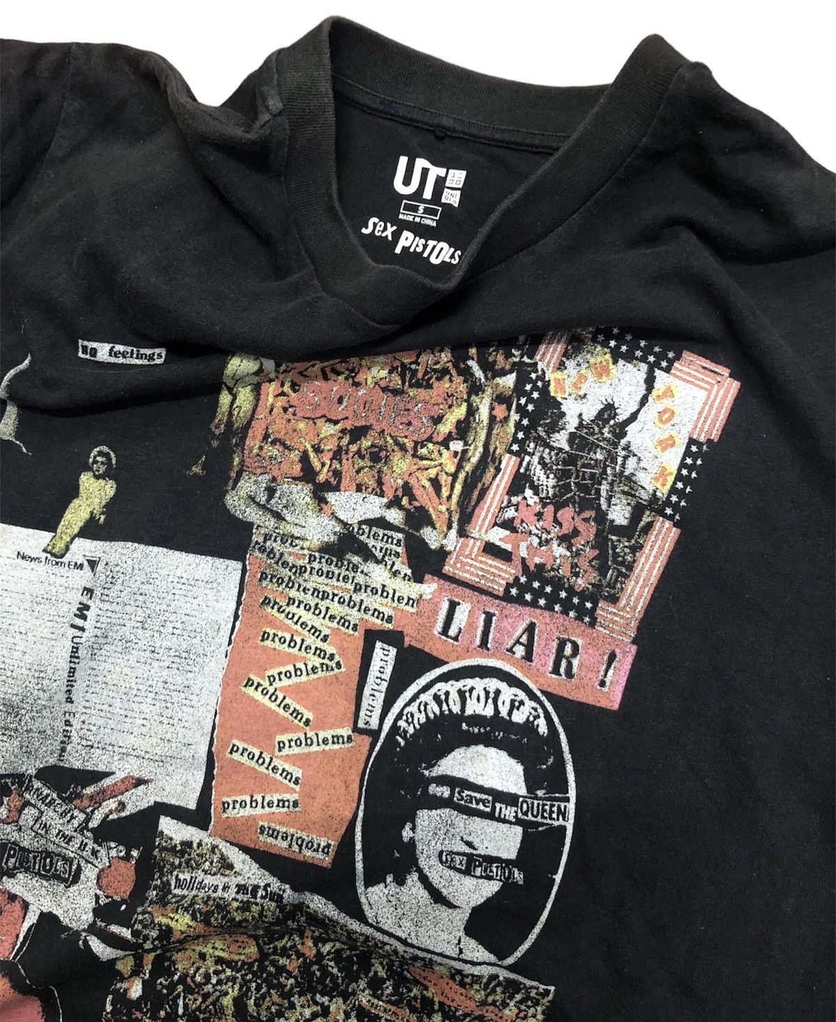 Band Tees Sex Pistols x Uniqlo Full Print Size US S / EU 44-46 / 1 - 11 Thumbnail