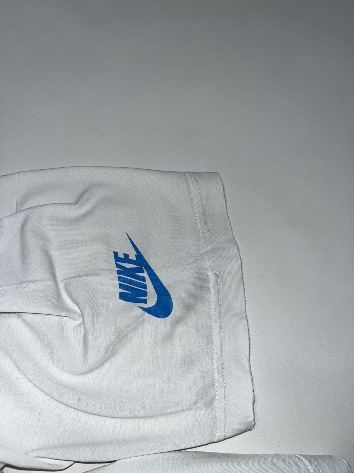 Nike Vintage 80’s Nike International tee RARE Size US L / EU 52-54 / 3 - 9 Thumbnail