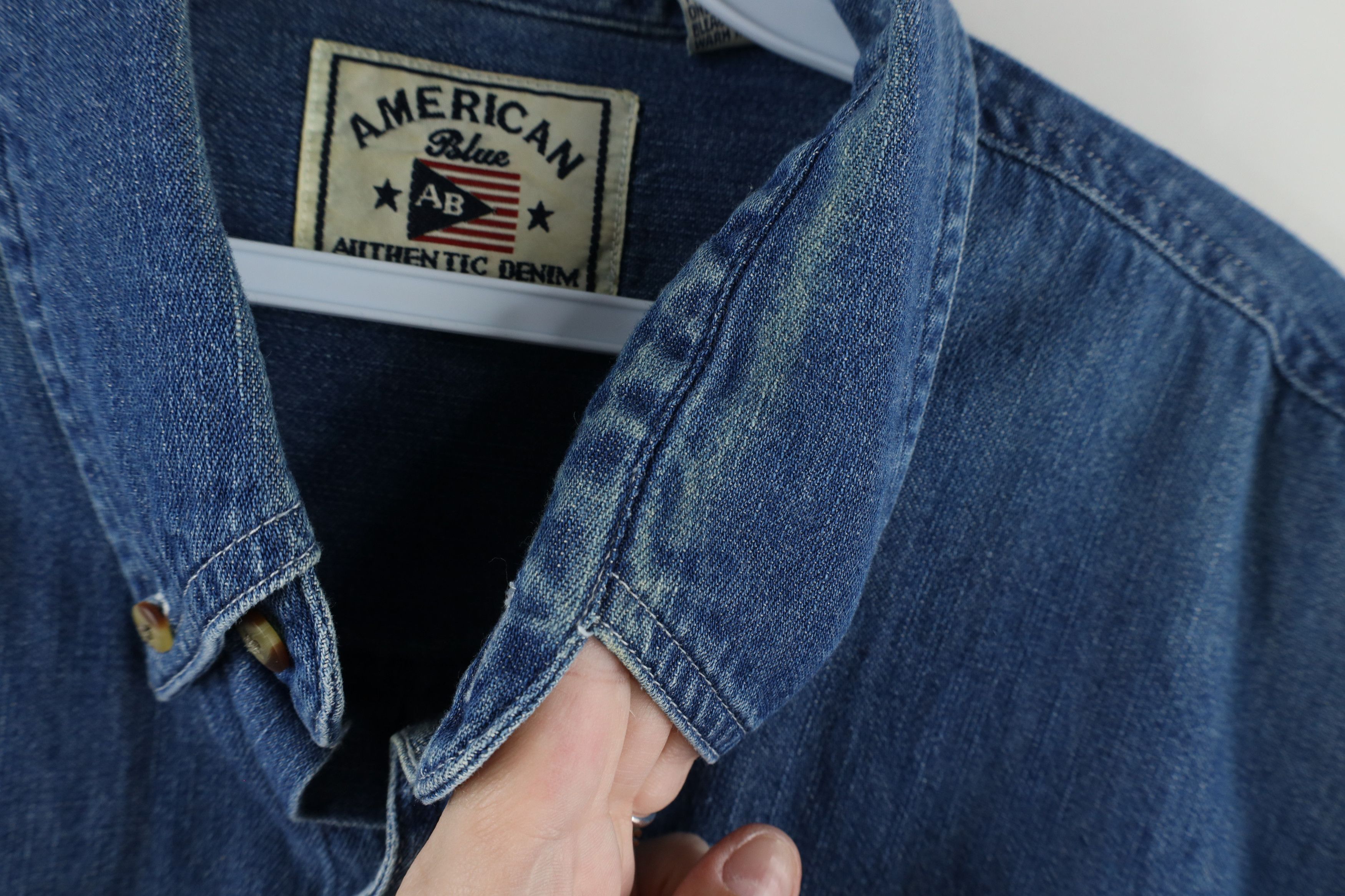 Vintage Vintage 90s Spell Out Michigan State University Denim Shirt Size US XL / EU 56 / 4 - 8 Thumbnail