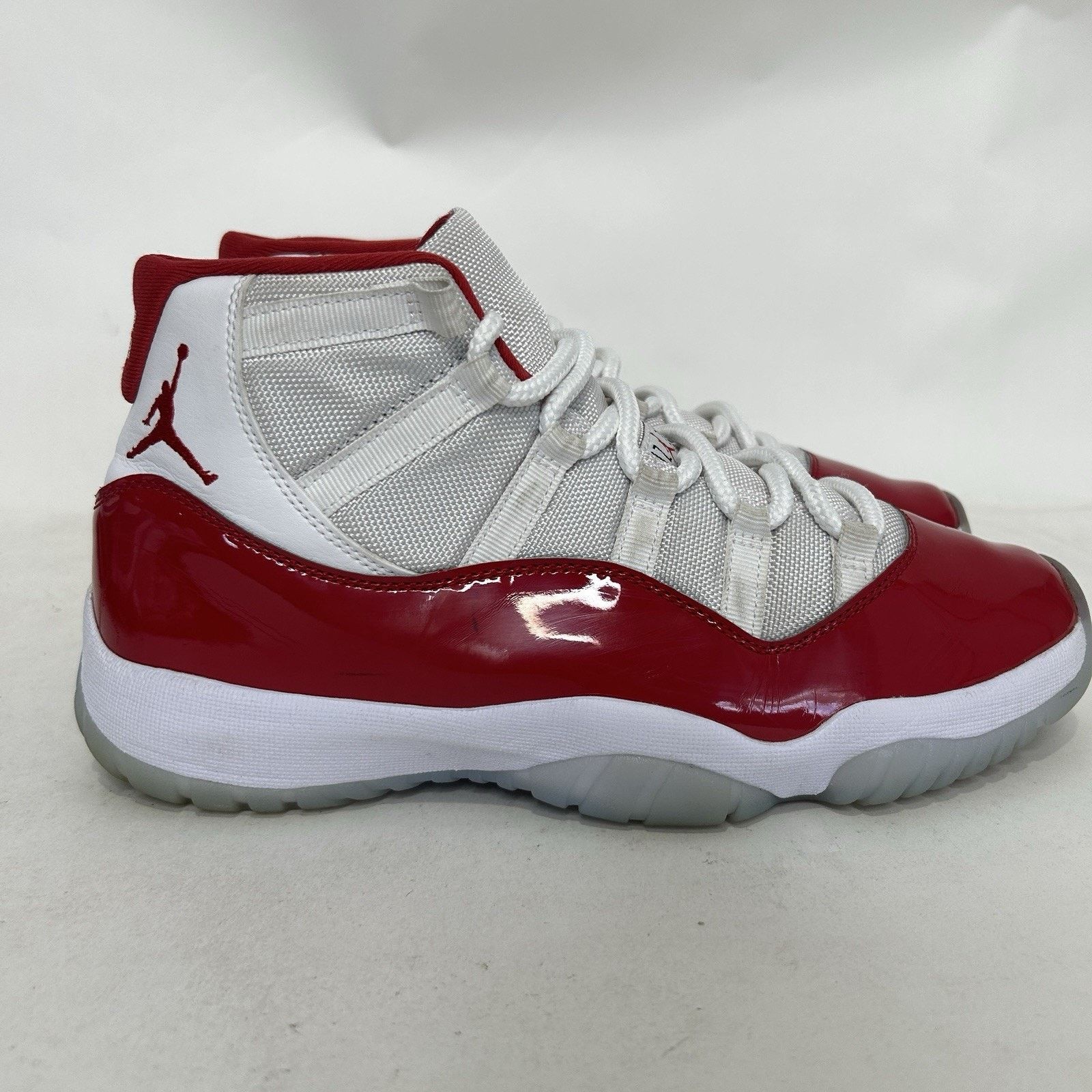 Jordan Brand Nike Air Jordan 11 Retro OG “Cherry/White Varsity Red” Size US 9.5 / EU 42-43 - 4 Thumbnail
