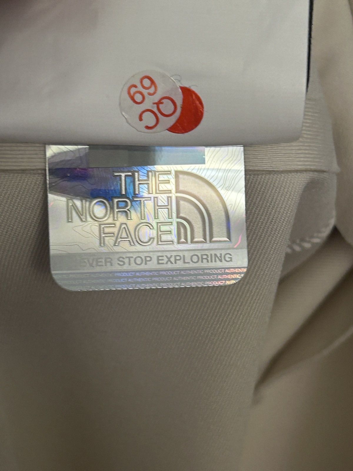 SKIMS SKIMS x The North Face Refina Legging Large Bone NWOT Size 32" / US 10 / IT 46 - 9 Thumbnail
