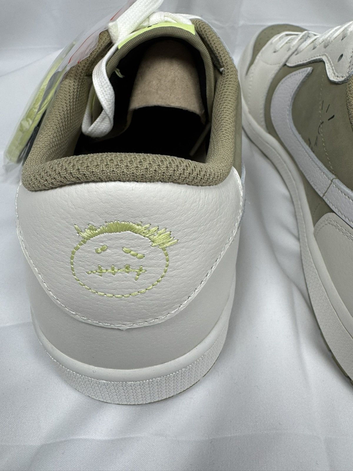 Nike Nike Air Jordan 1 Low Golf x Travis Scott Olive FZ3124 Size US 15 / EU 48 - 19 Thumbnail