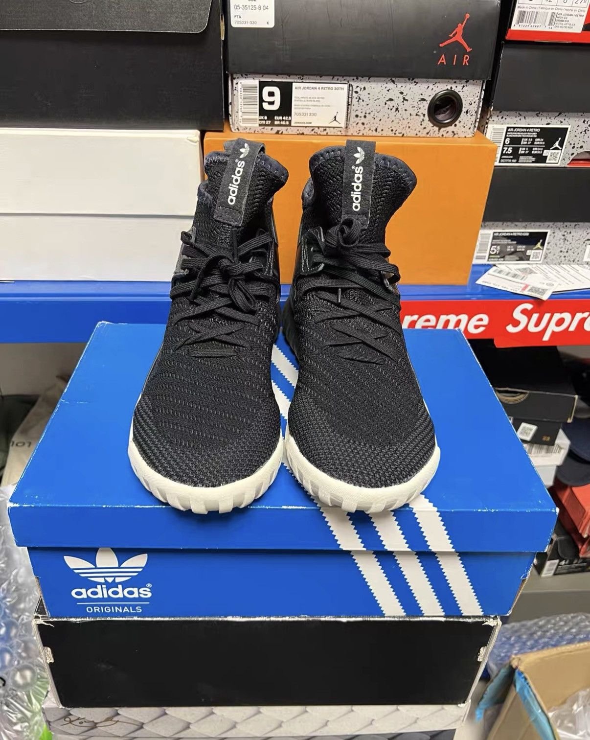 Adidas Adidas Tubular X PK J42 Size US 10.5 / EU 43-44 - 2 Thumbnail