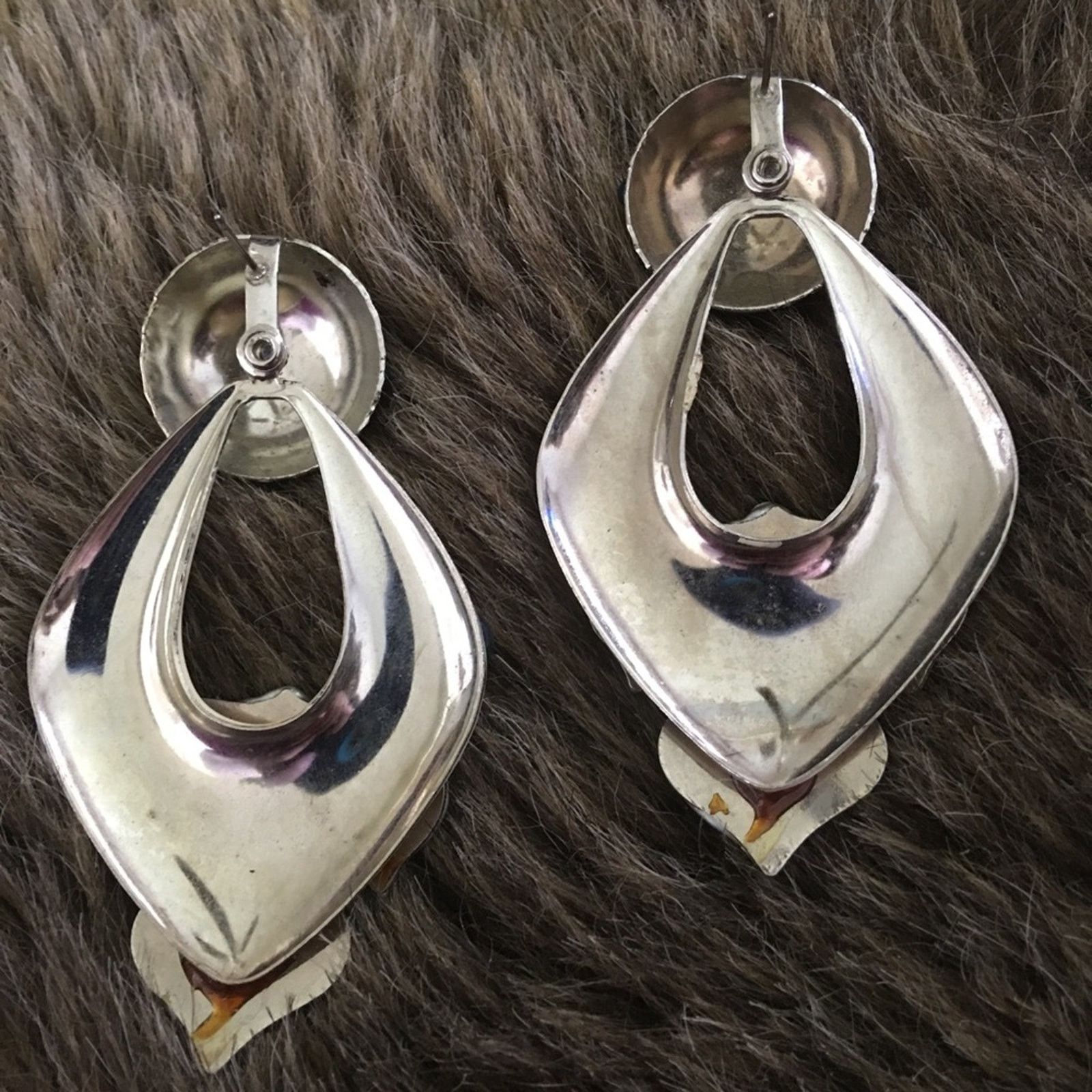 Vintage Vintage large hand painted statement earrings Size ONE SIZE - 2 Thumbnail