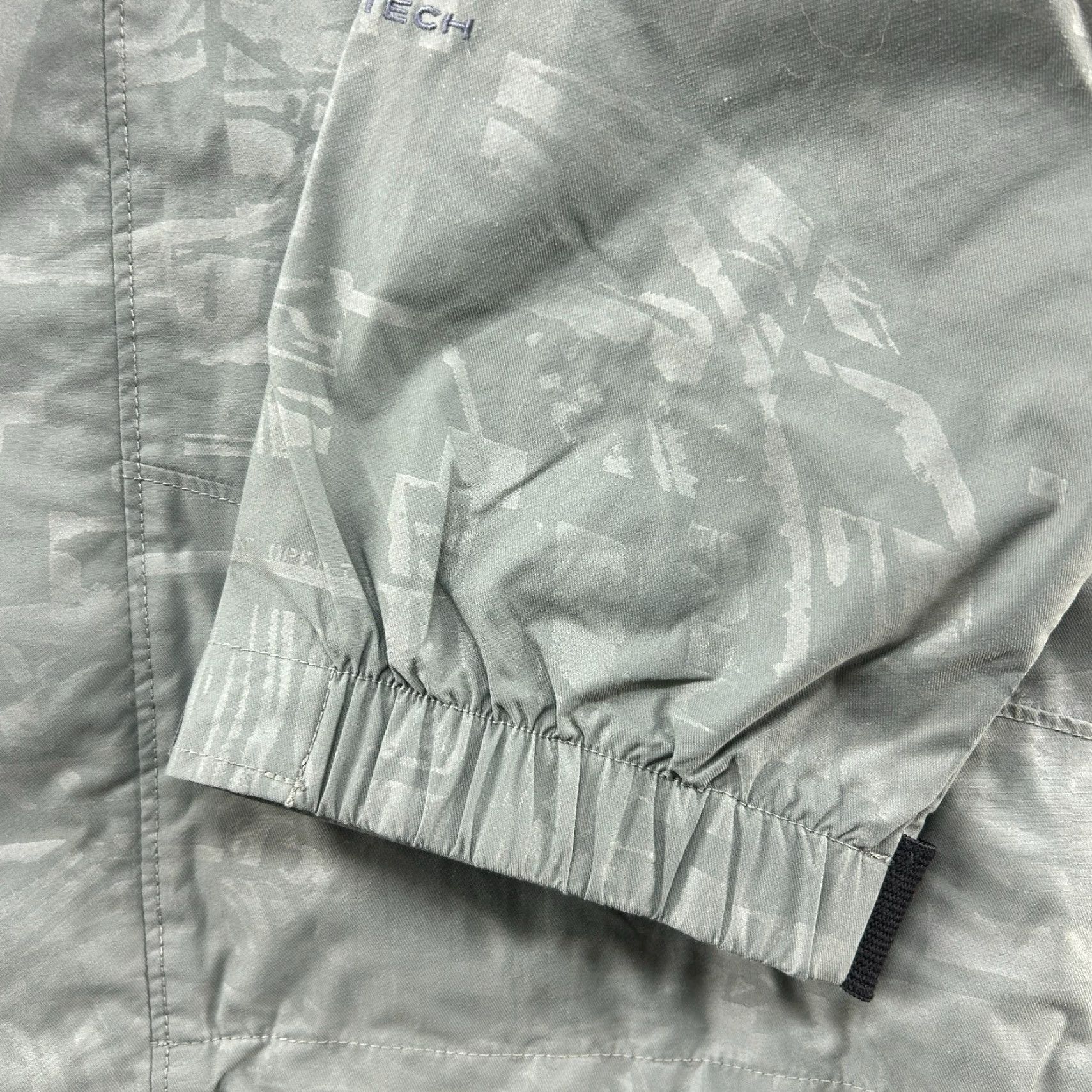 Vintage Columbia Jacket Mens L Green Grey Parka Hooded Convert Snowboard Omni Tech Ski Jacket Size US L / EU 52-54 / 3 - 6 Thumbnail