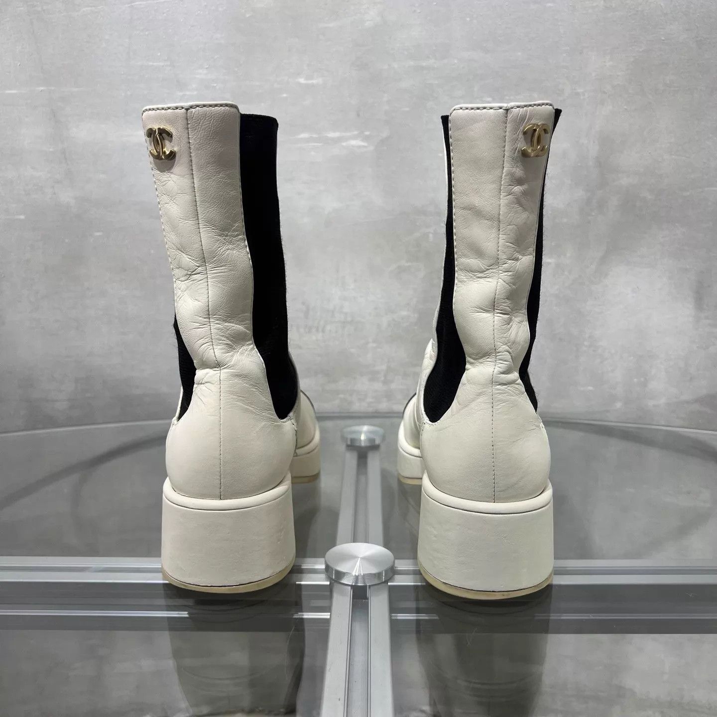 Chanel Chanel Black & White Lambskin Short Boots 37 Size US 6.5 / IT 36.5 - 6 Thumbnail
