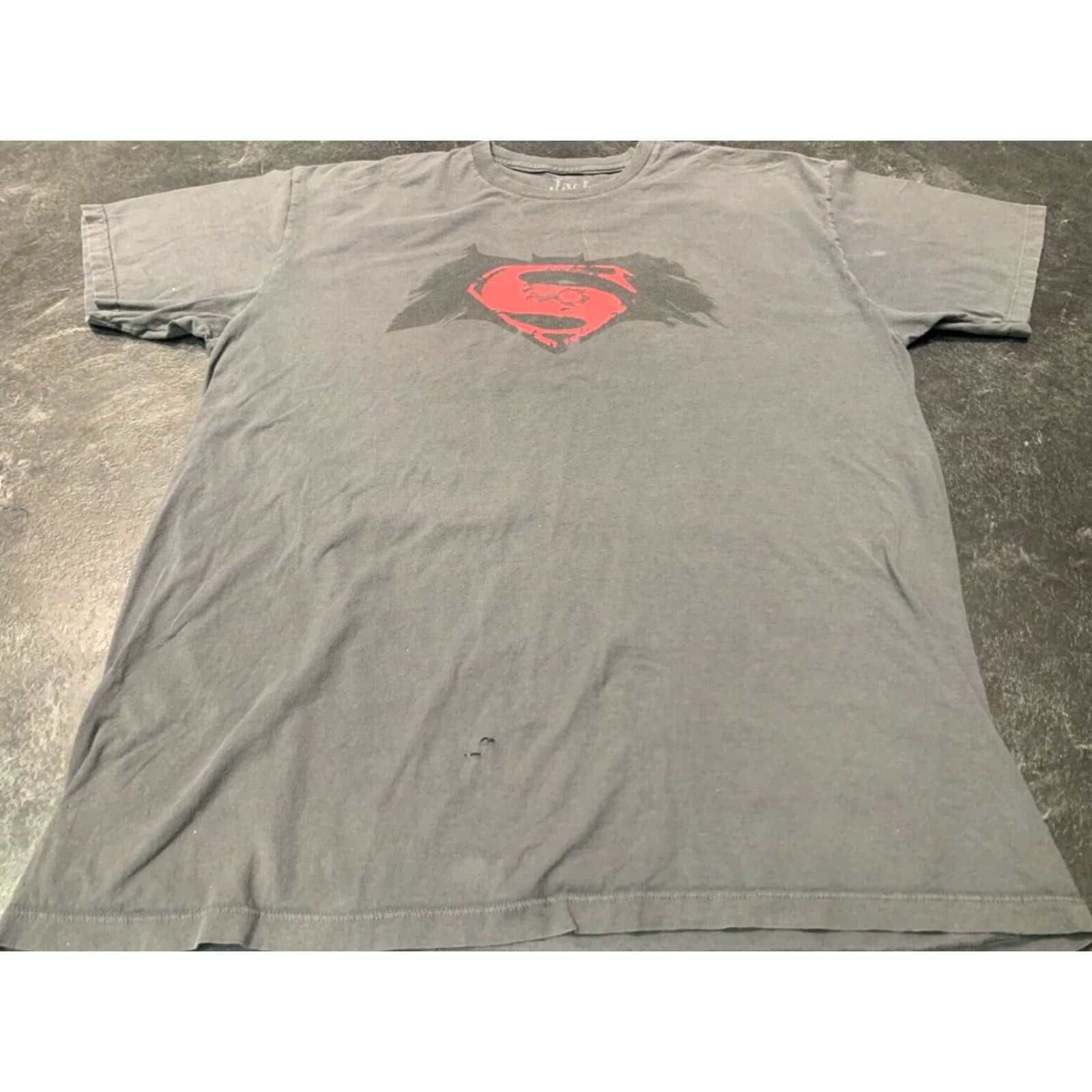Vintage VINTAGE Batman Superman T-Shirt XL Men Gray Superhero Graphic Casual Size US XL / EU 56 / 4 - 2 Thumbnail