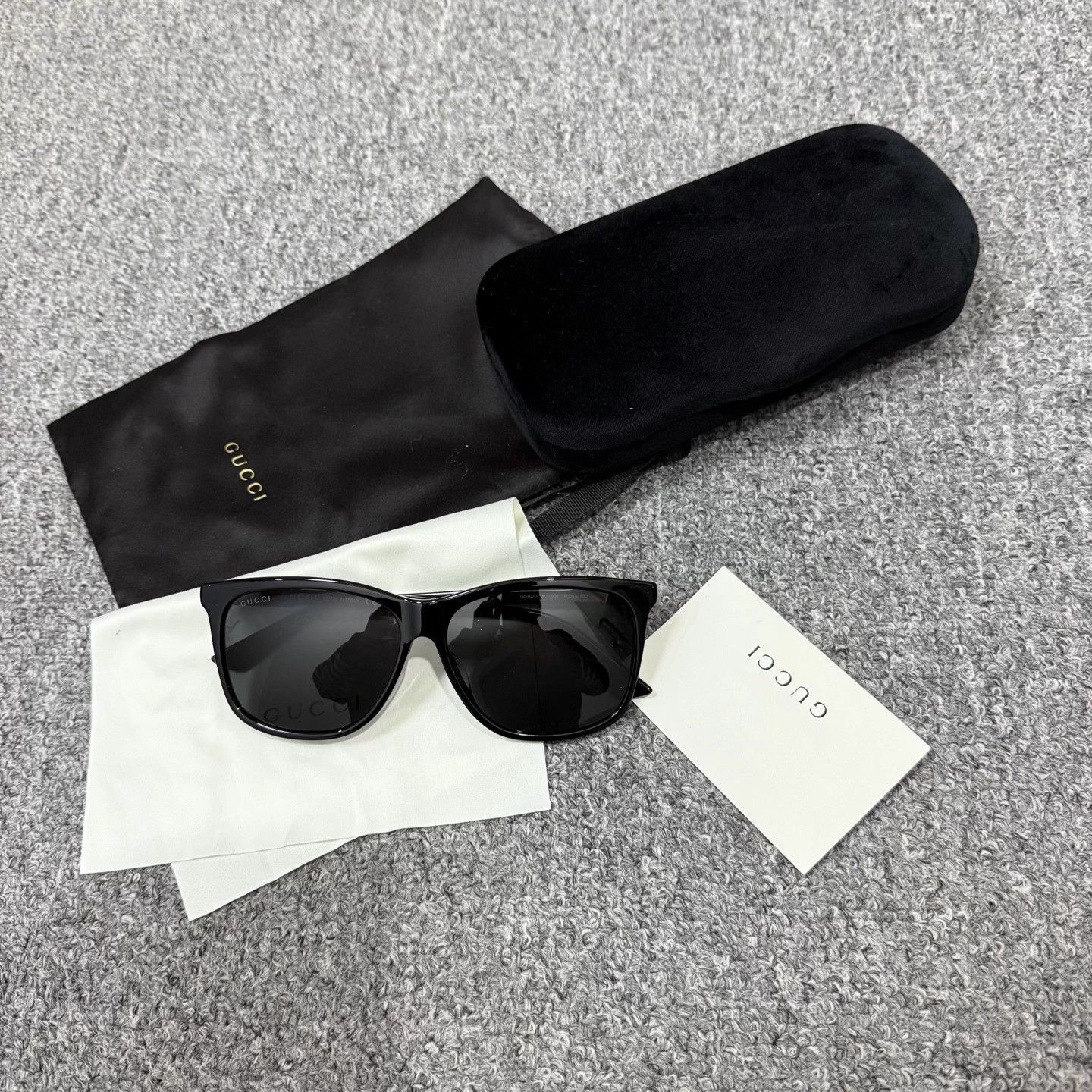 Gucci Gucci Black Sunglasses 99 New Size ONE SIZE - 1 Thumbnail