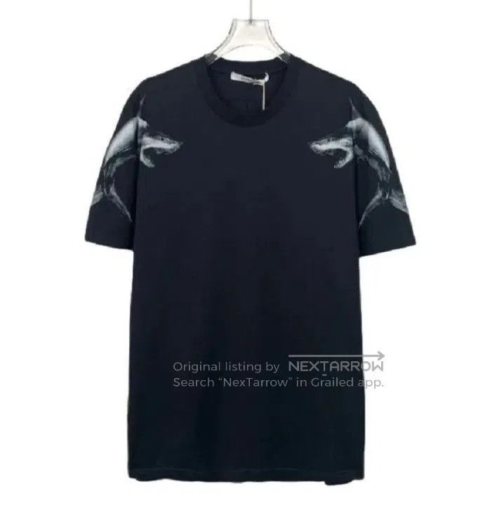 Givenchy Givenchy Shark Print Cotton Short Sleeve T-Shirt. Size US L / EU 52-54 / 3 - 1 Thumbnail