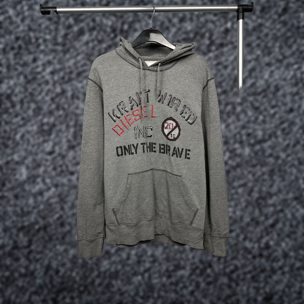 Diesel VINTAGE Diesel Hoodie Mens L Gray Logo Graphic Print Pullover Knit Cotton 50 cm Shoulders 60 cm Sleeves 71 cm Full length Size US L / EU 52-54 / 3 - 1 Thumbnail