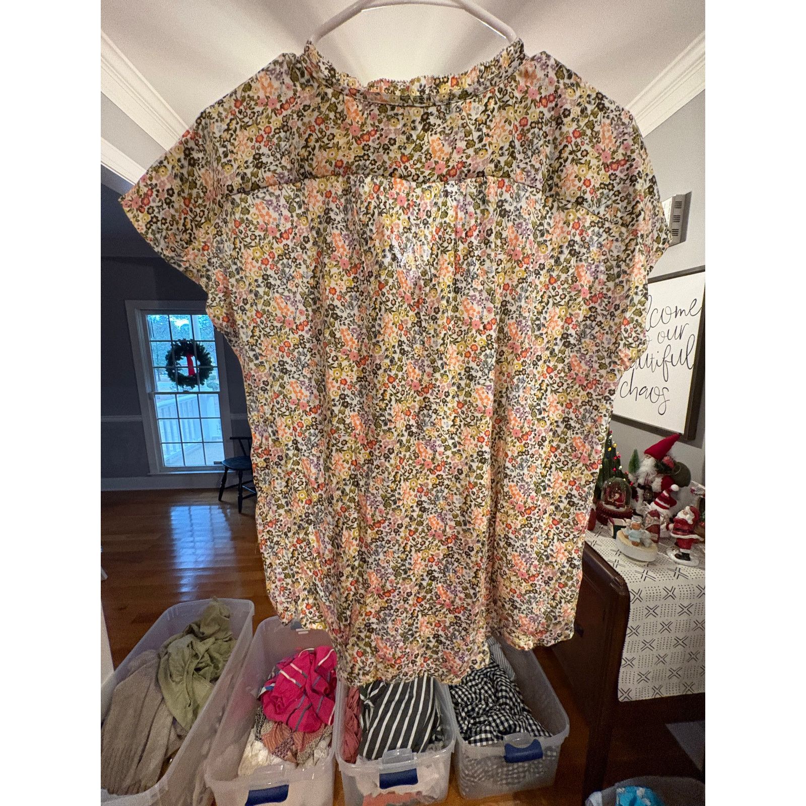 Loft LOFT Women’s XS Floral Blouse Short Sleeve V-Neck Size XS / US 0-2 / IT 36-38 - 3 Thumbnail