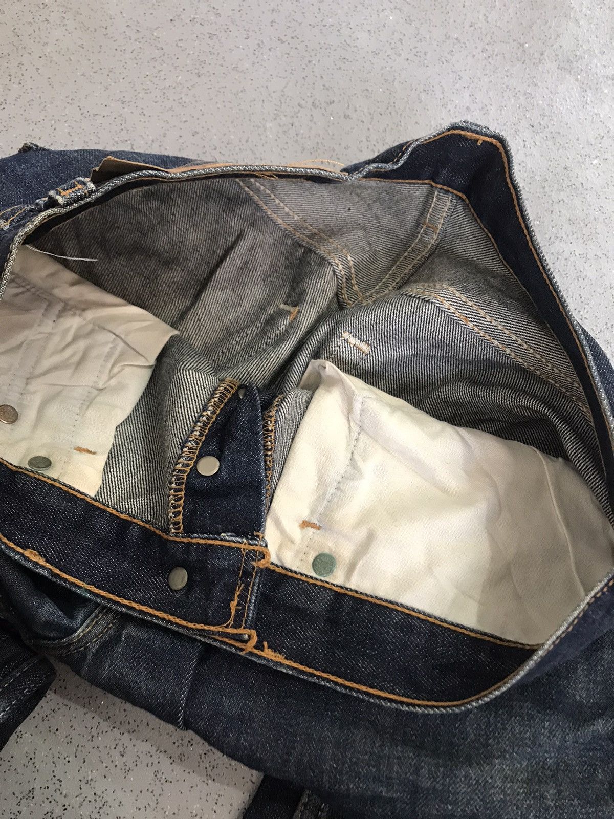 Japanese Brand × Levi's × Vintage Levis 501 button distressed Size US 30 / EU 46 - 10 Thumbnail
