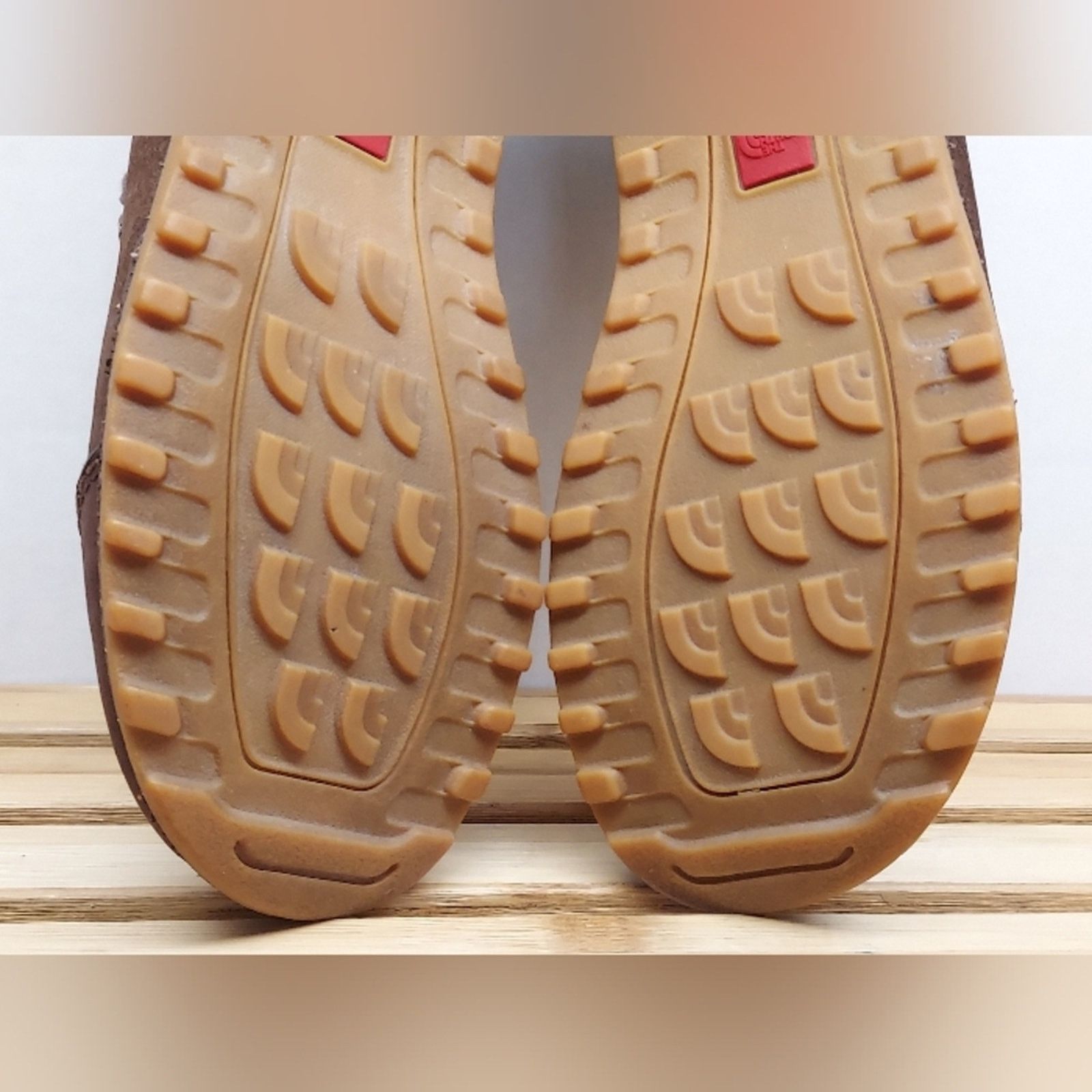 The North Face The North Face Womens Brown Casual Sneakers Size 9 Size US 9 / IT 39 - 10 Thumbnail