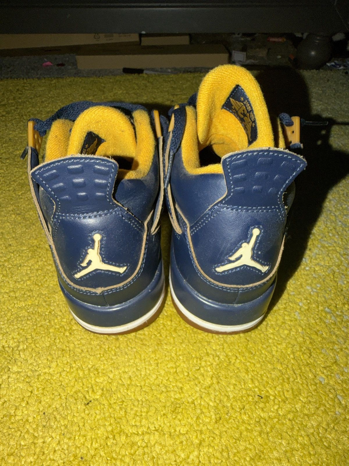 Jordan Brand Air Jordan 4 Retro GS 'Dunk From Above' Size US 5.5 / EU 38 - 4 Thumbnail