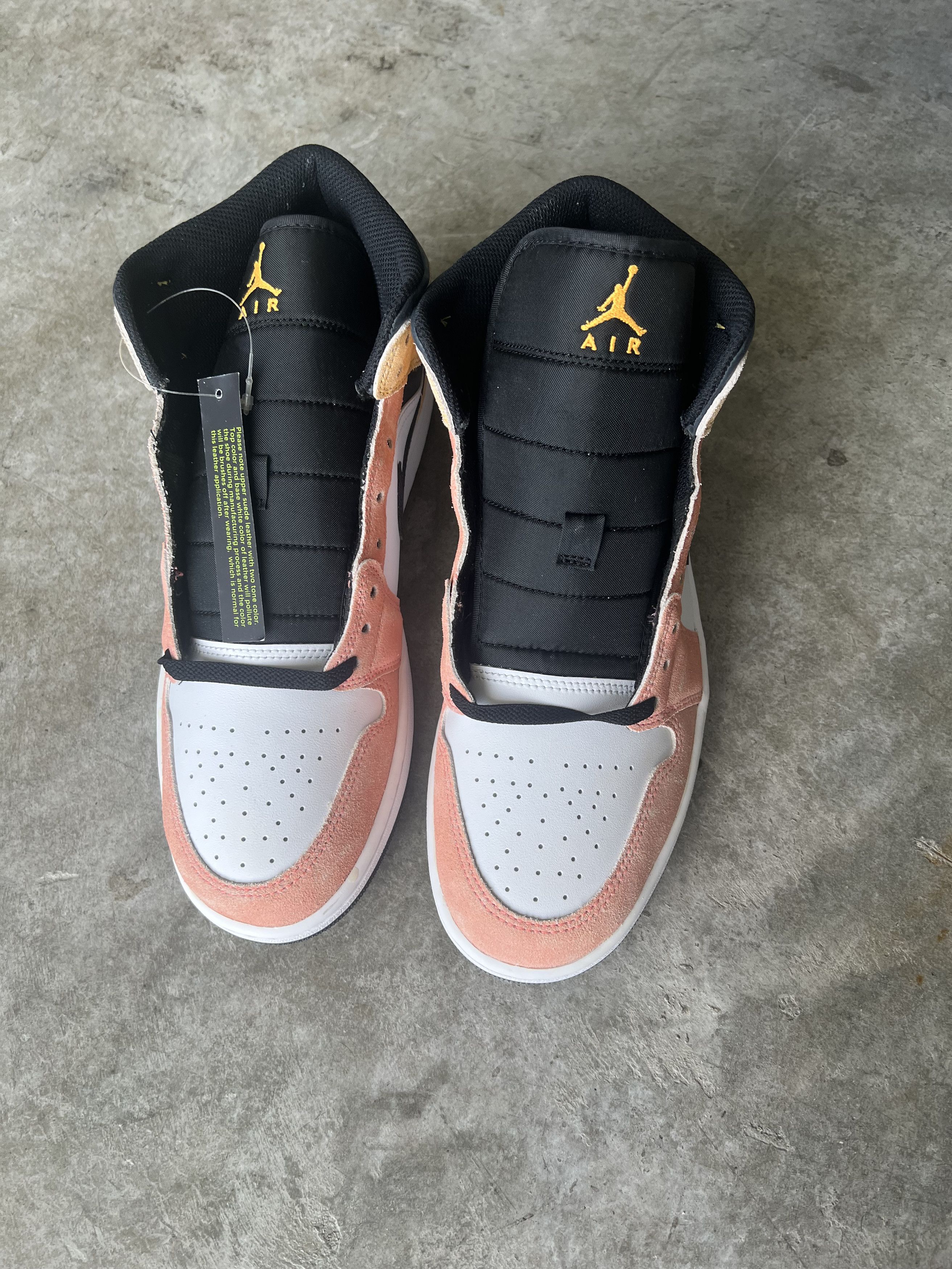 Jordan Brand × Nike Air Jordan 1 MID SE Size US 10 / EU 43 - 4 Thumbnail