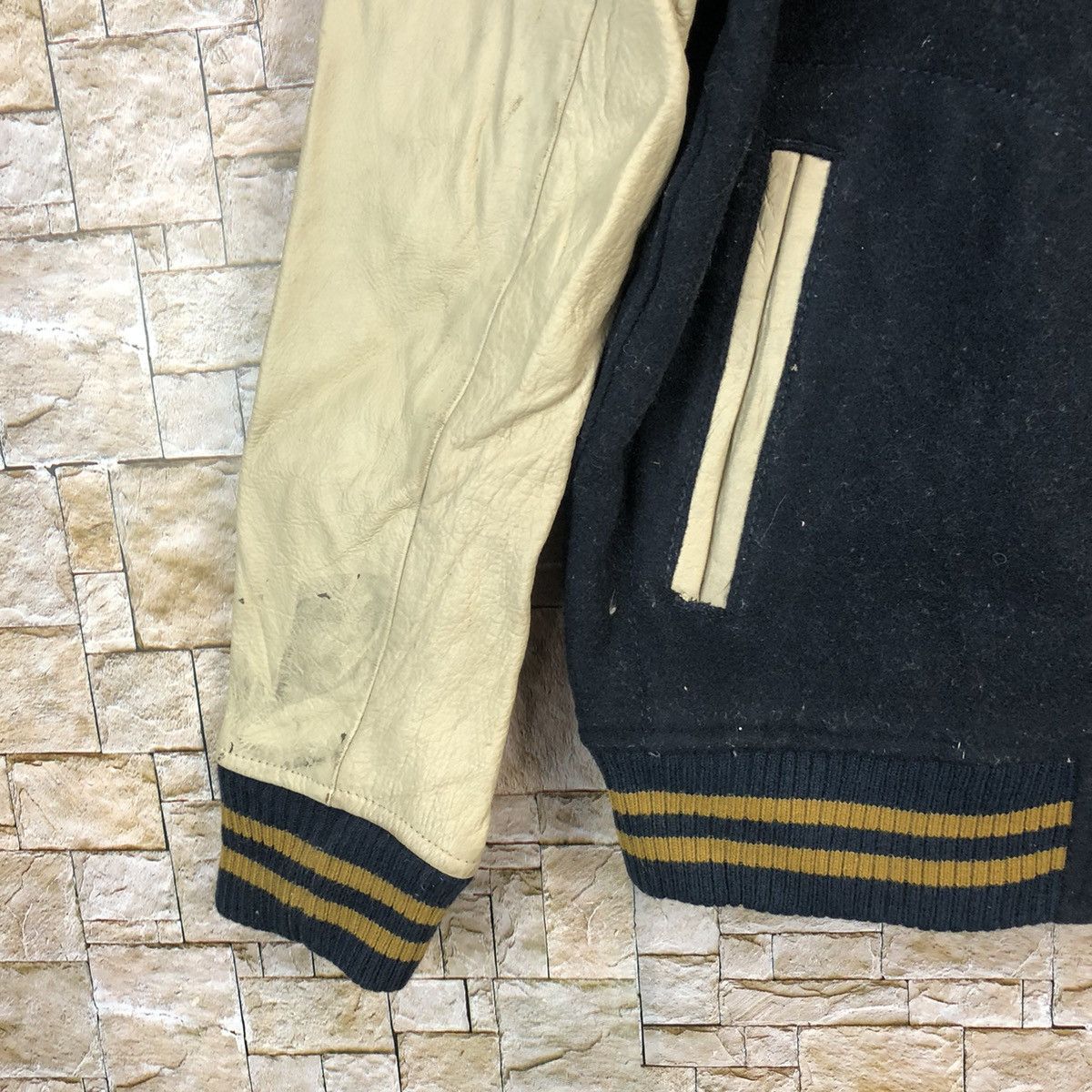 Beams Plus × Vintage Beams Brown Bombers varsity Jacket #A828 Size US M / EU 48-50 / 2 - 7 Thumbnail