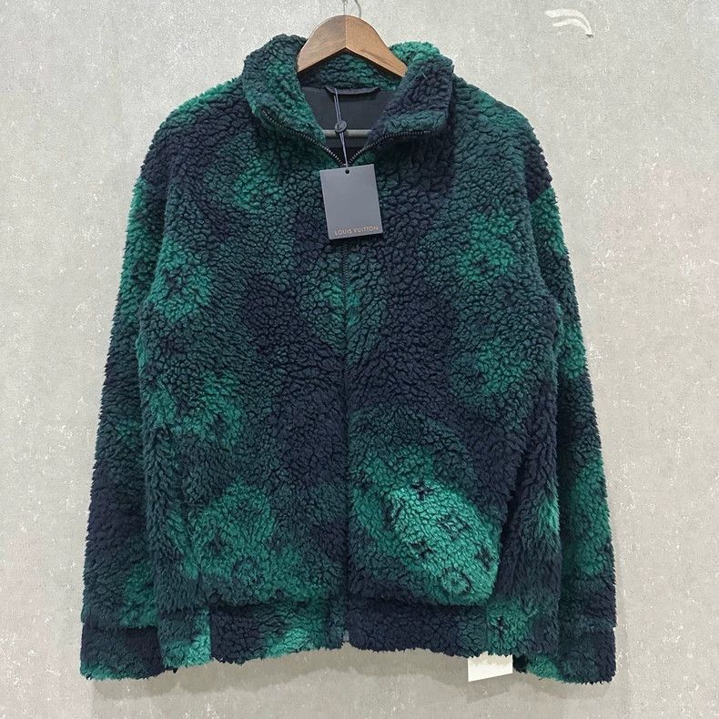 Louis Vuitton Louis Vuitton Color-block teddy print jacket Size US M / EU 48-50 / 2 - 1 Thumbnail