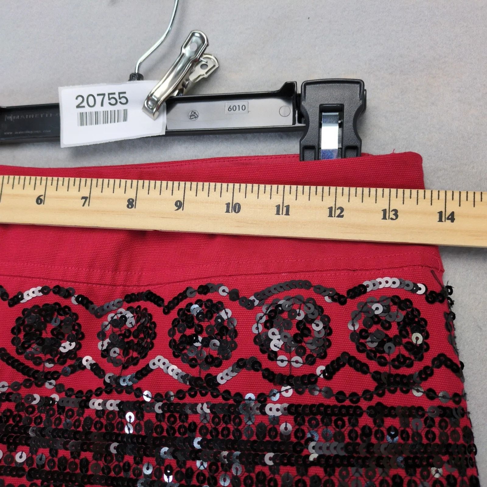 Anthropologie Moulinette Soeurs Suelta Skirt Red Black Sequin Knee Length Size 26" / US 2 / IT 38 - 8 Thumbnail