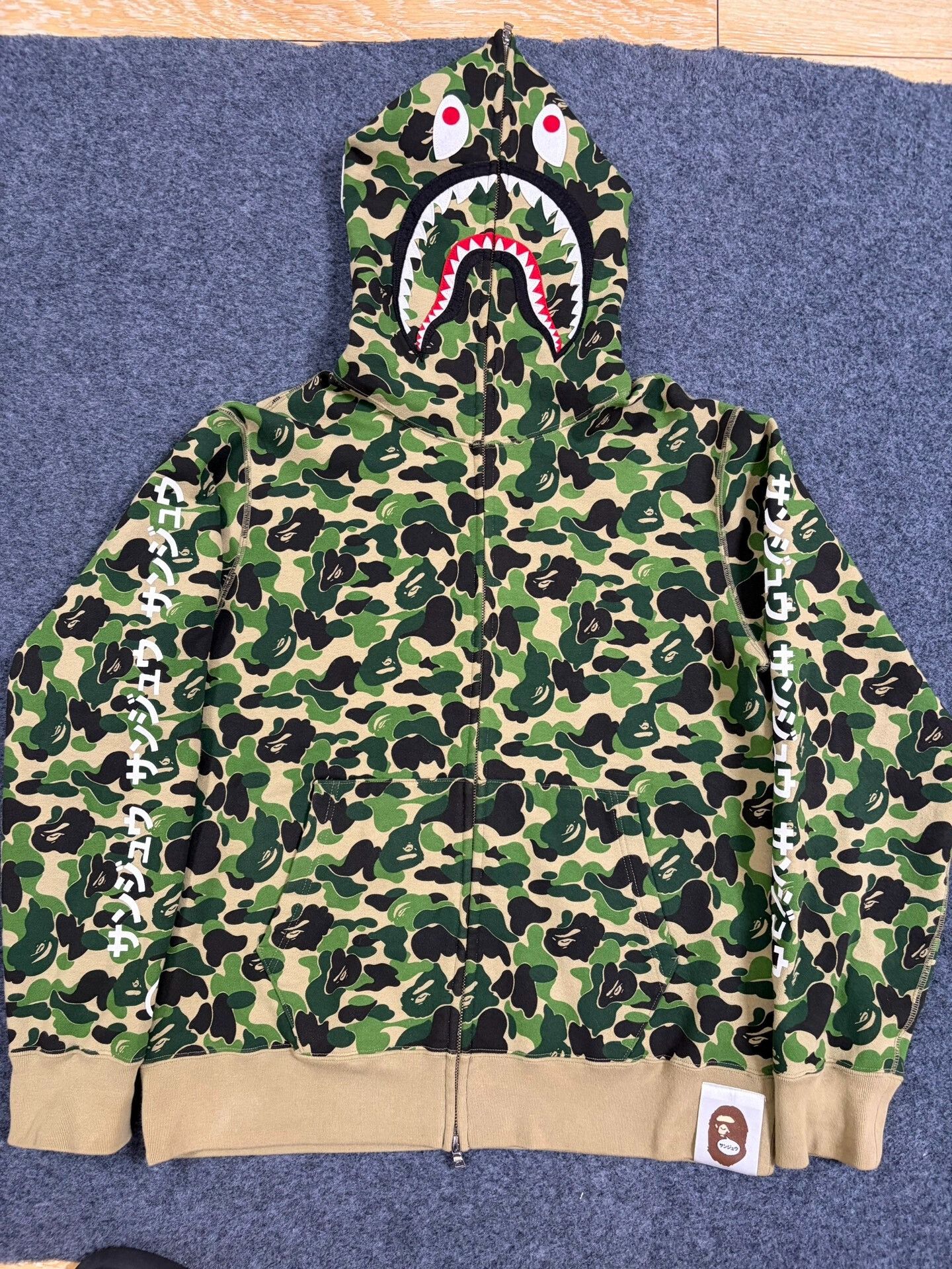 Bape Bape Multi Shark Sweatshirt Pullover Size US XL / EU 56 / 4 - 1 Thumbnail
