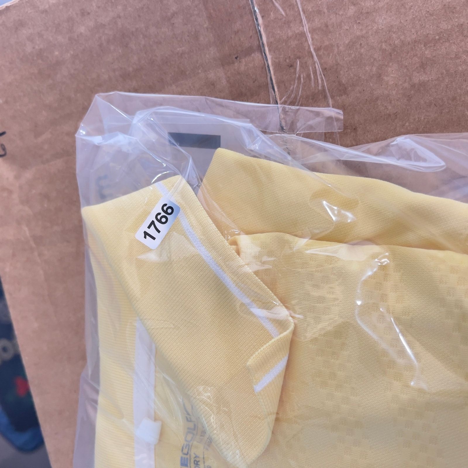 Nike Nike Golf Fit Dry 1/4 Zip Polo Woman L Wicking Yellow PASTEL Size L / US 10 / IT 46 - 12 Thumbnail
