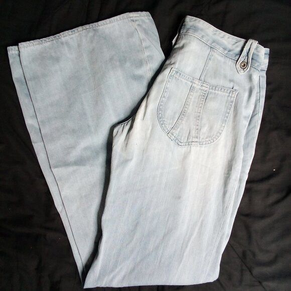 Chip & Pepper Chip And Pepper Southgate Flare Bell Bottom Denim Jeans Size 33" - 1 Thumbnail