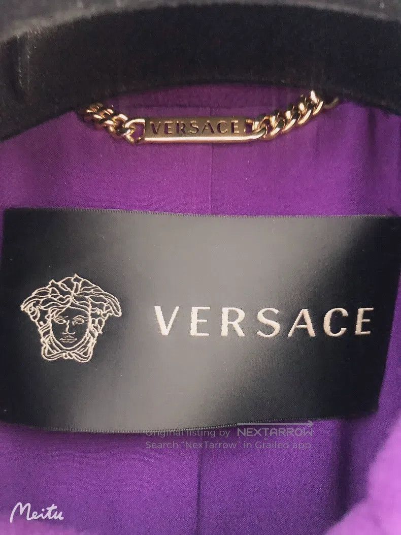 Versace Versace Main line: gold label top luxury lavender violet s Size M / US 6-8 / IT 42-44 - 4 Thumbnail