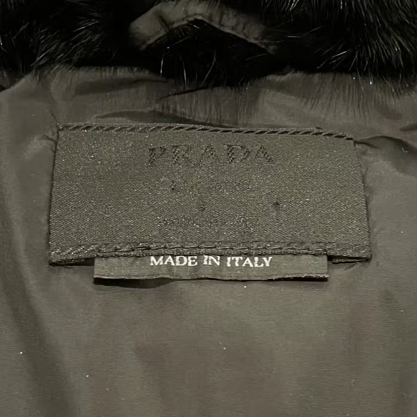 Prada Prada 2004aw graphic puffer jacket Size S / US 4 / IT 40 - 7 Thumbnail
