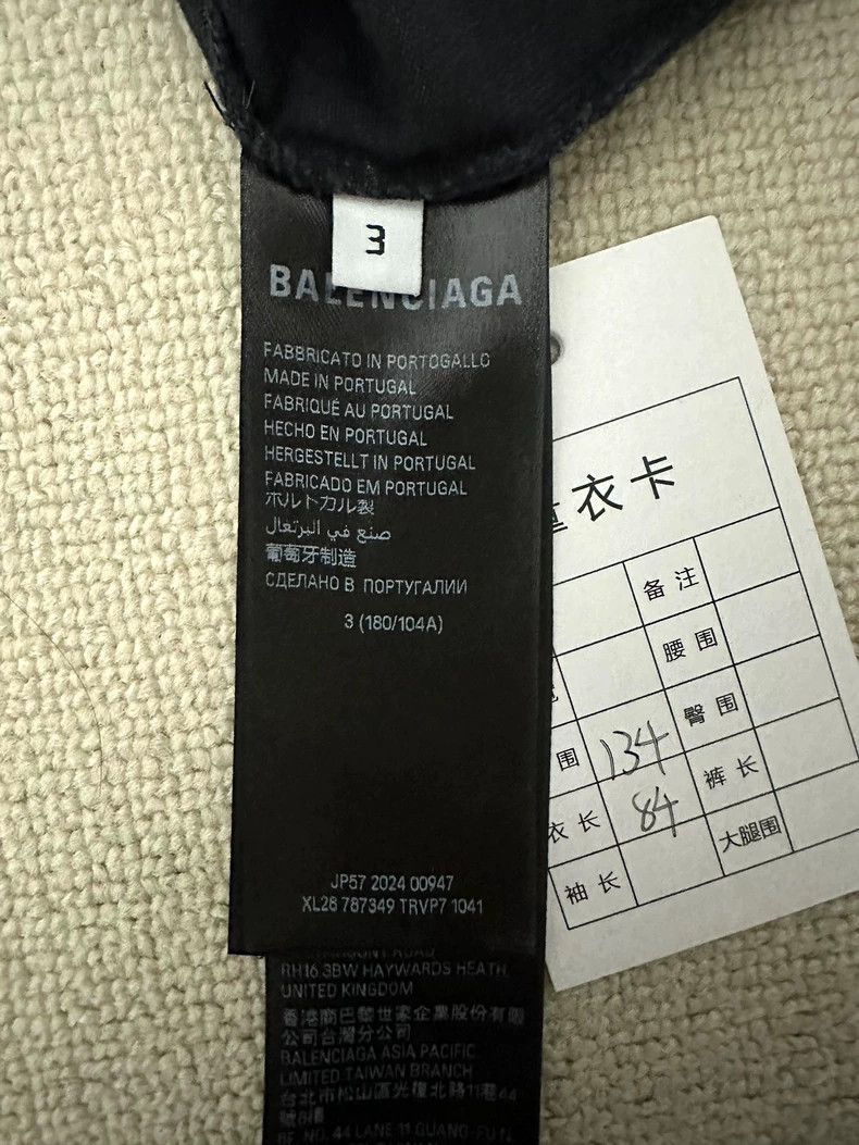 Balenciaga Balenciaga 24 Fw Souvenir Collection Belleville Wash T-Shir Size US L / EU 52-54 / 3 - 5 Thumbnail