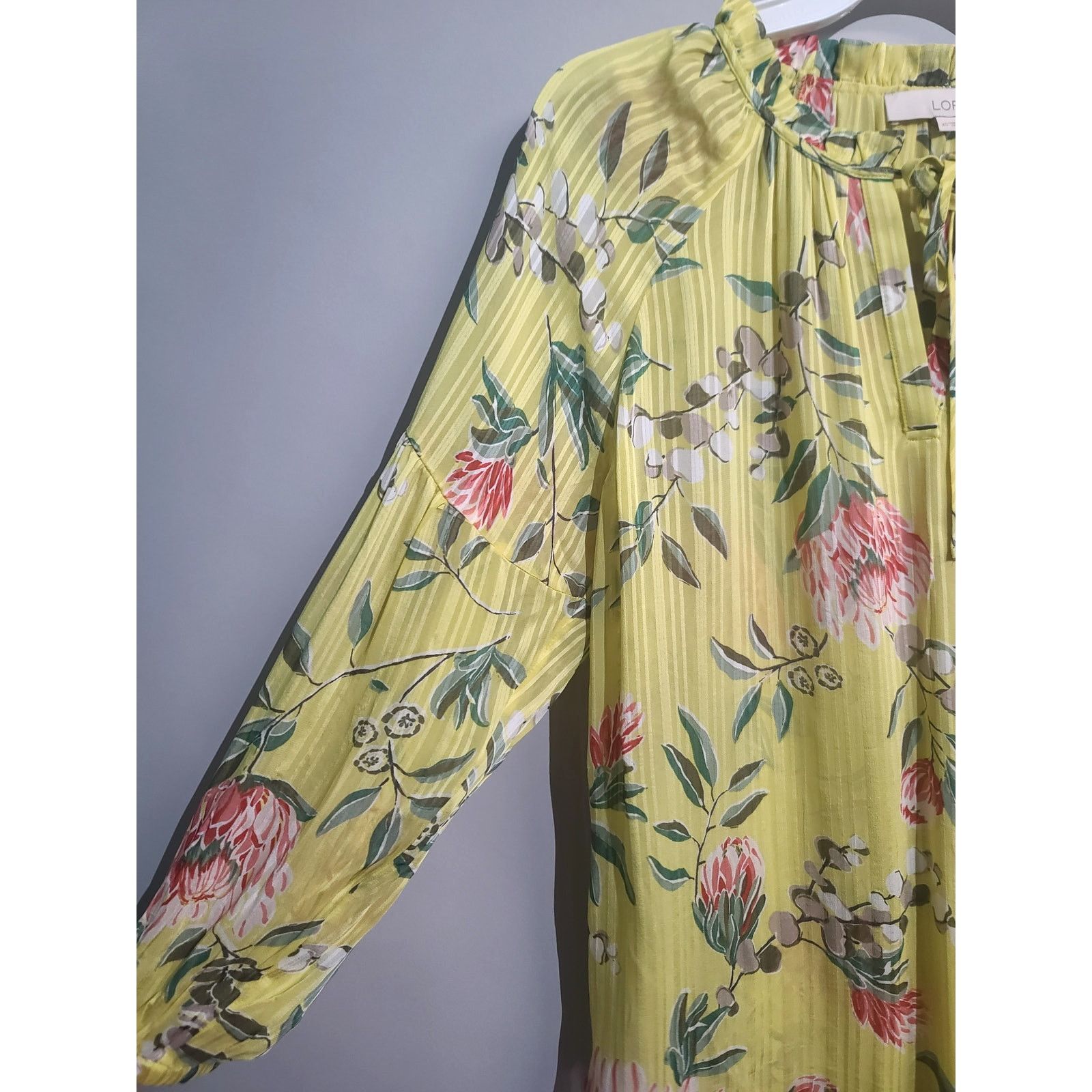 Loft LOFT Yellow Floral Pleated Tie Neck Blouse Size XS / US 0-2 / IT 36-38 - 4 Thumbnail