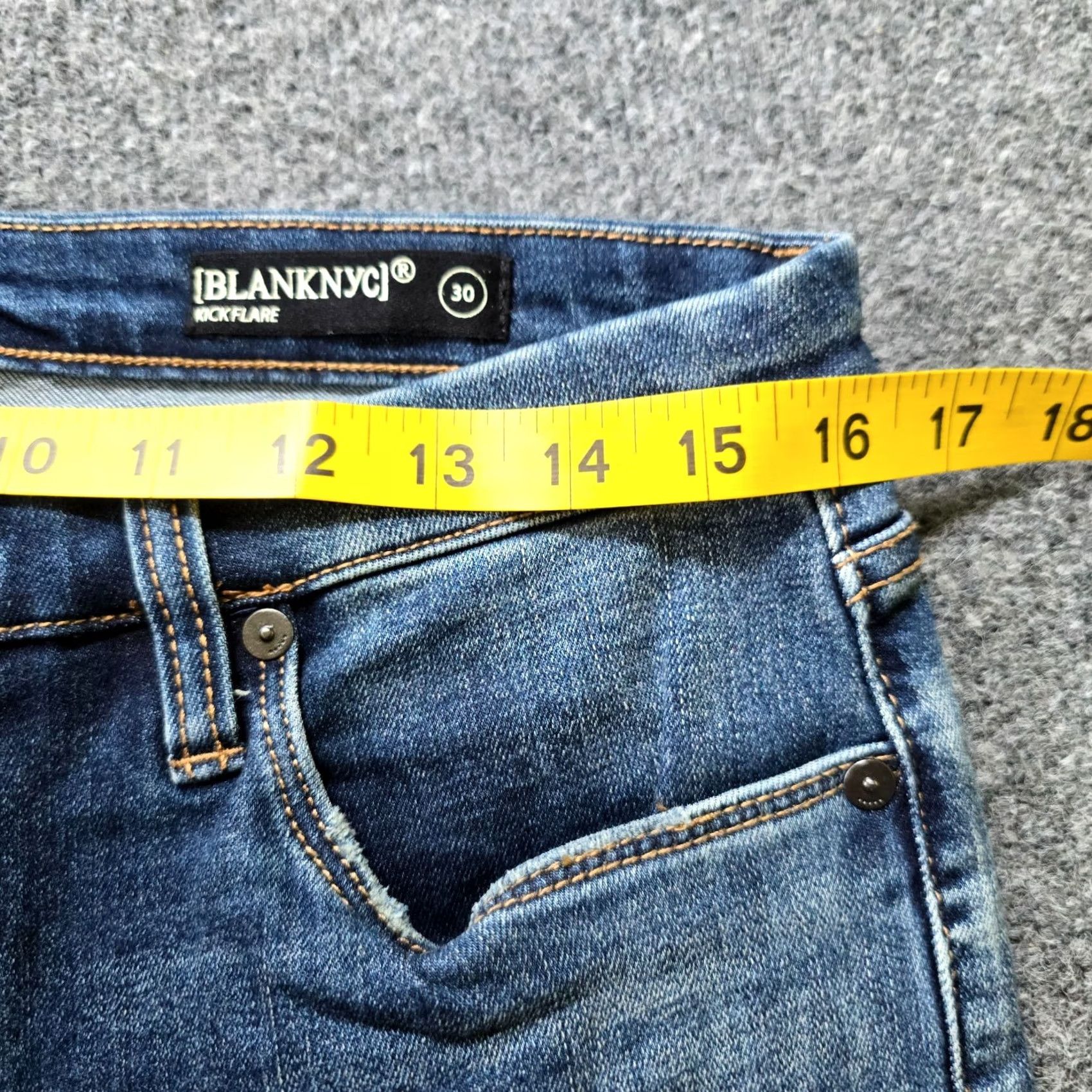 Vintage BLANKNYC Jeans Womens Size 30 Blue Kick Flare Embellished Stretch Artsy Casual Regular Jeans style Flared Women 5-Pocket Inseam 27" Size 30" / US 8 / IT 44 - 5 Thumbnail