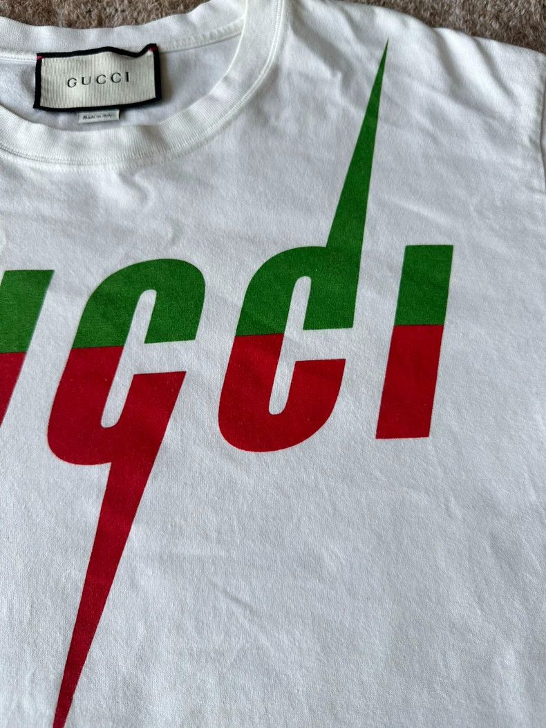 Gucci Gucci White blade short sleeves 2503-Nextarrow Size US S / EU 44-46 / 1 - 5 Thumbnail