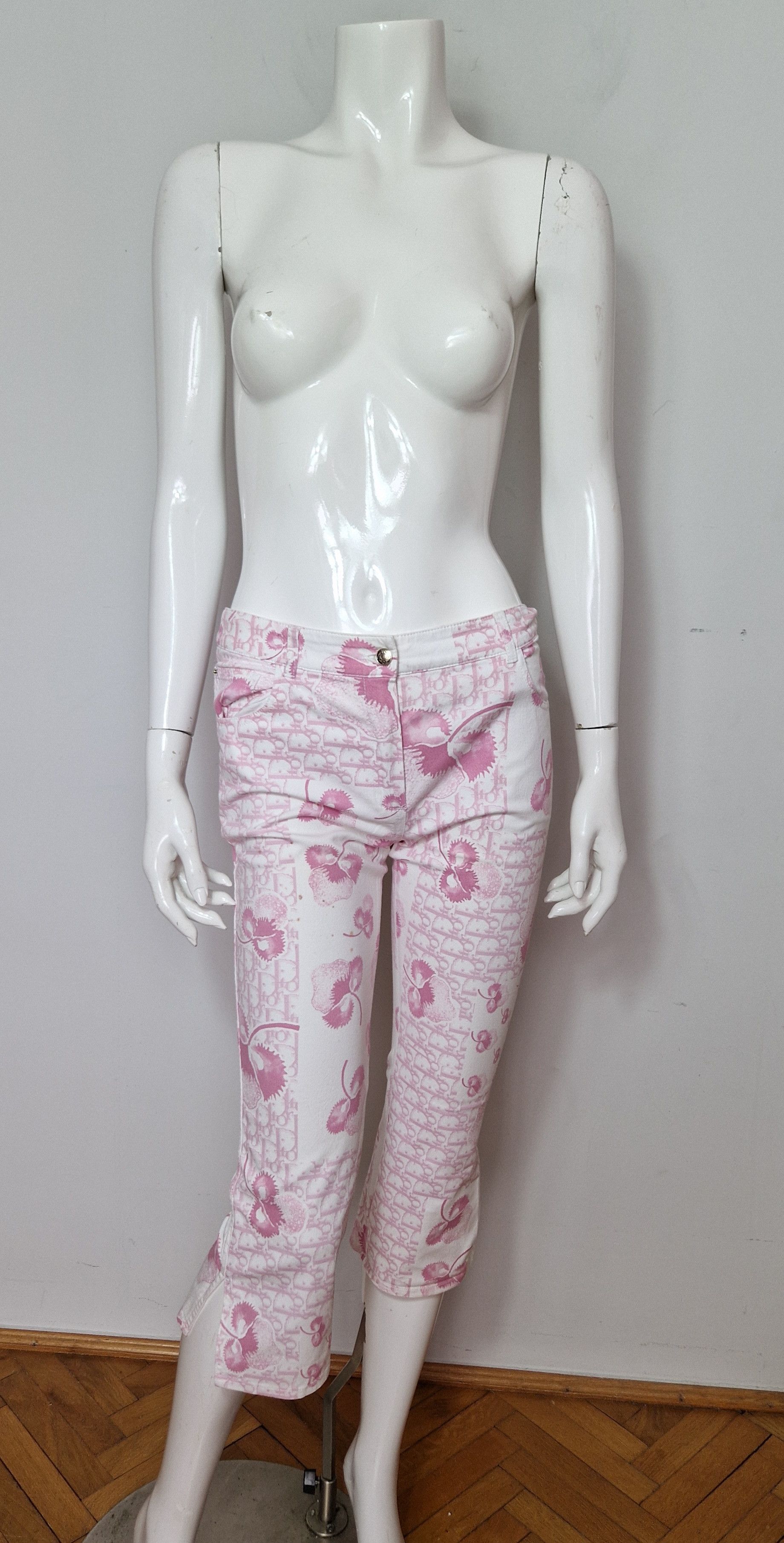 Dior Christian Dior pink monogram 3/4 pants Size 27" / US 4 / IT 40 - 8 Thumbnail