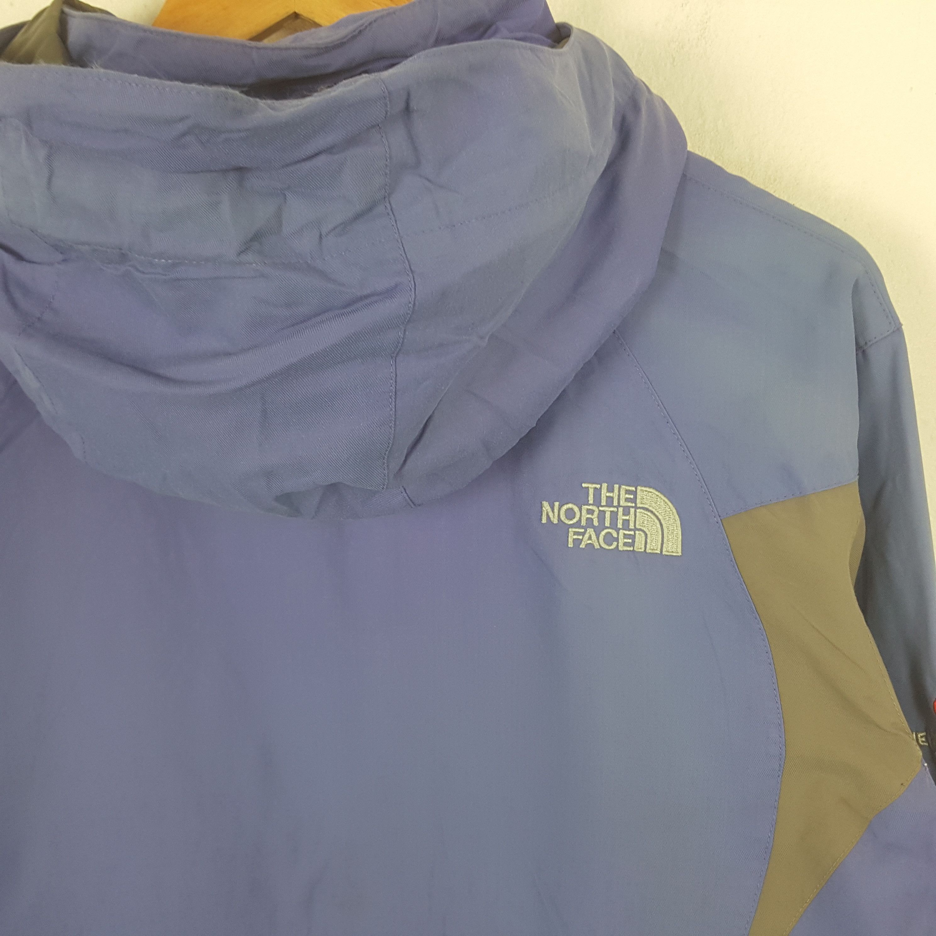 The North Face Vintage The North Face Goretex Outdoor Activity Jacket RR22 Size US M / EU 48-50 / 2 - 4 Thumbnail