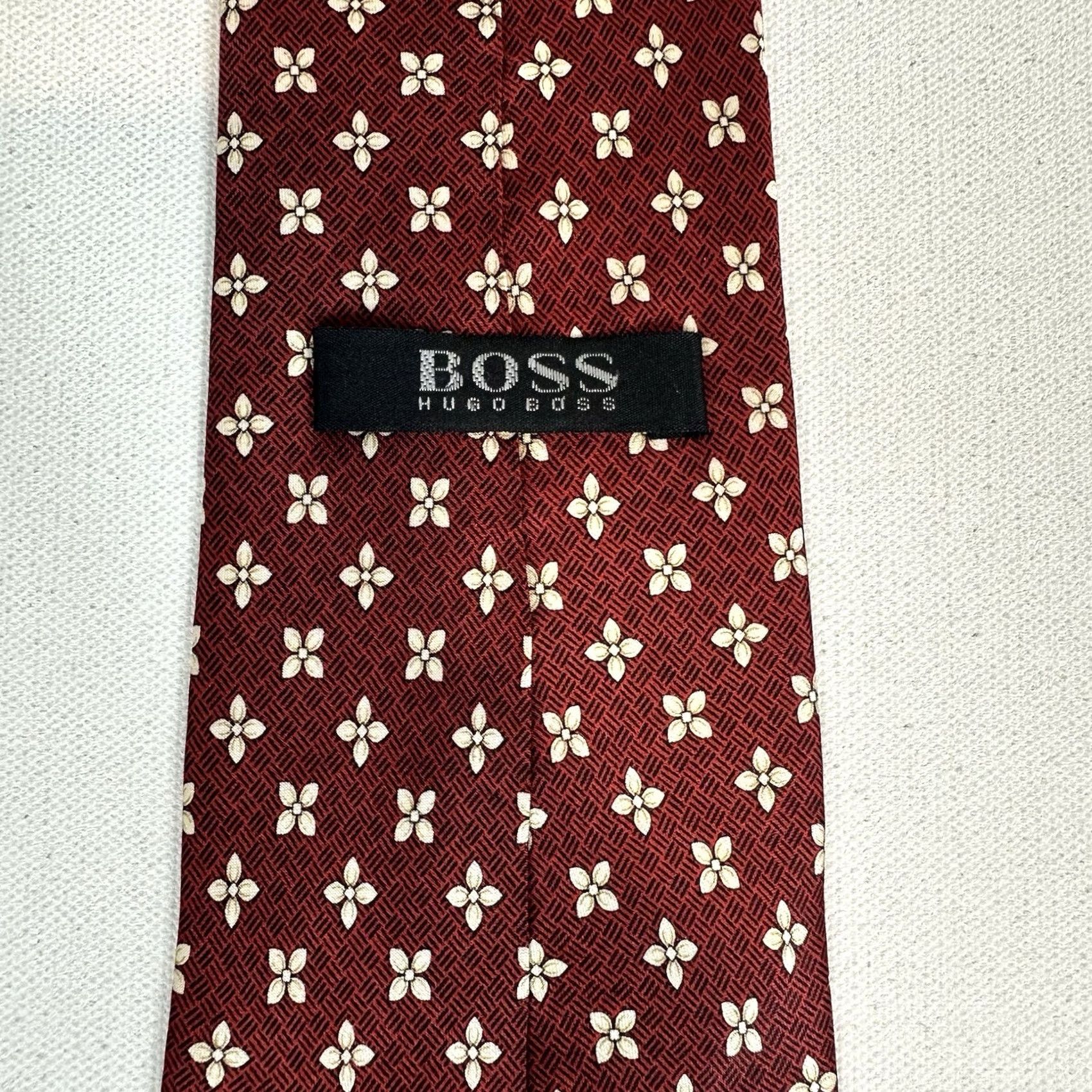 Hugo Boss HUGO BOSS Tie Silk Red Glossy Design 58x3.75” Men Designer Size ONE SIZE - 4 Thumbnail