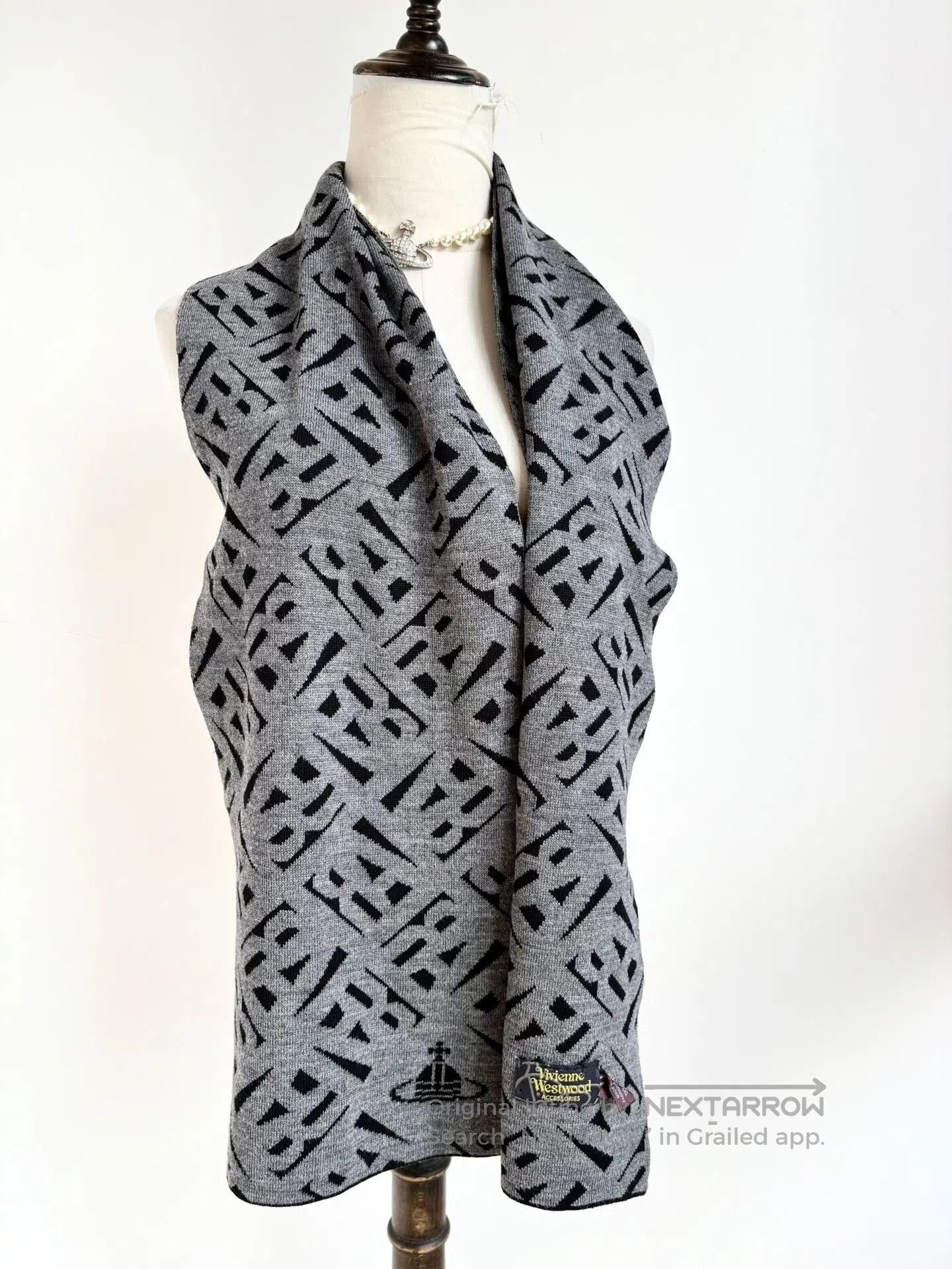 Vivienne Westwood Vivienne Westwood Black Gray Saturn Scarf. Size ONE SIZE - 3 Thumbnail