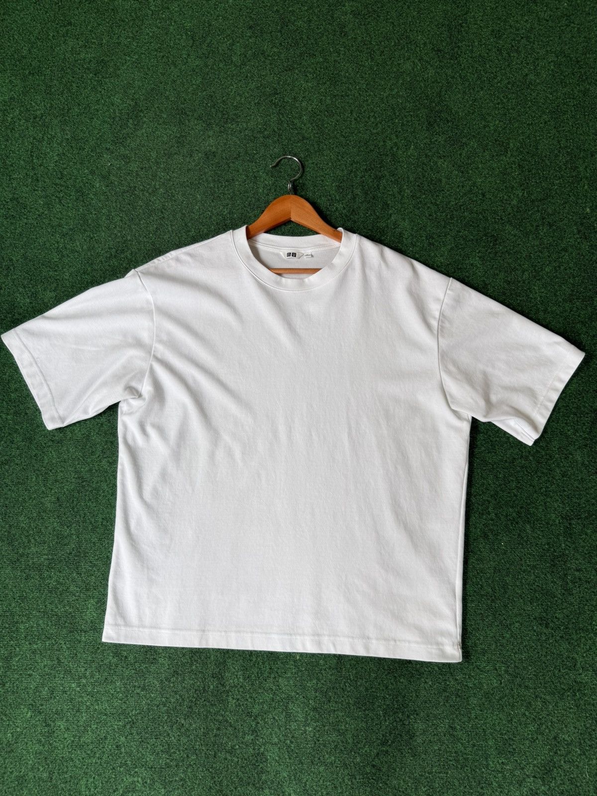 Uniqlo White Tee