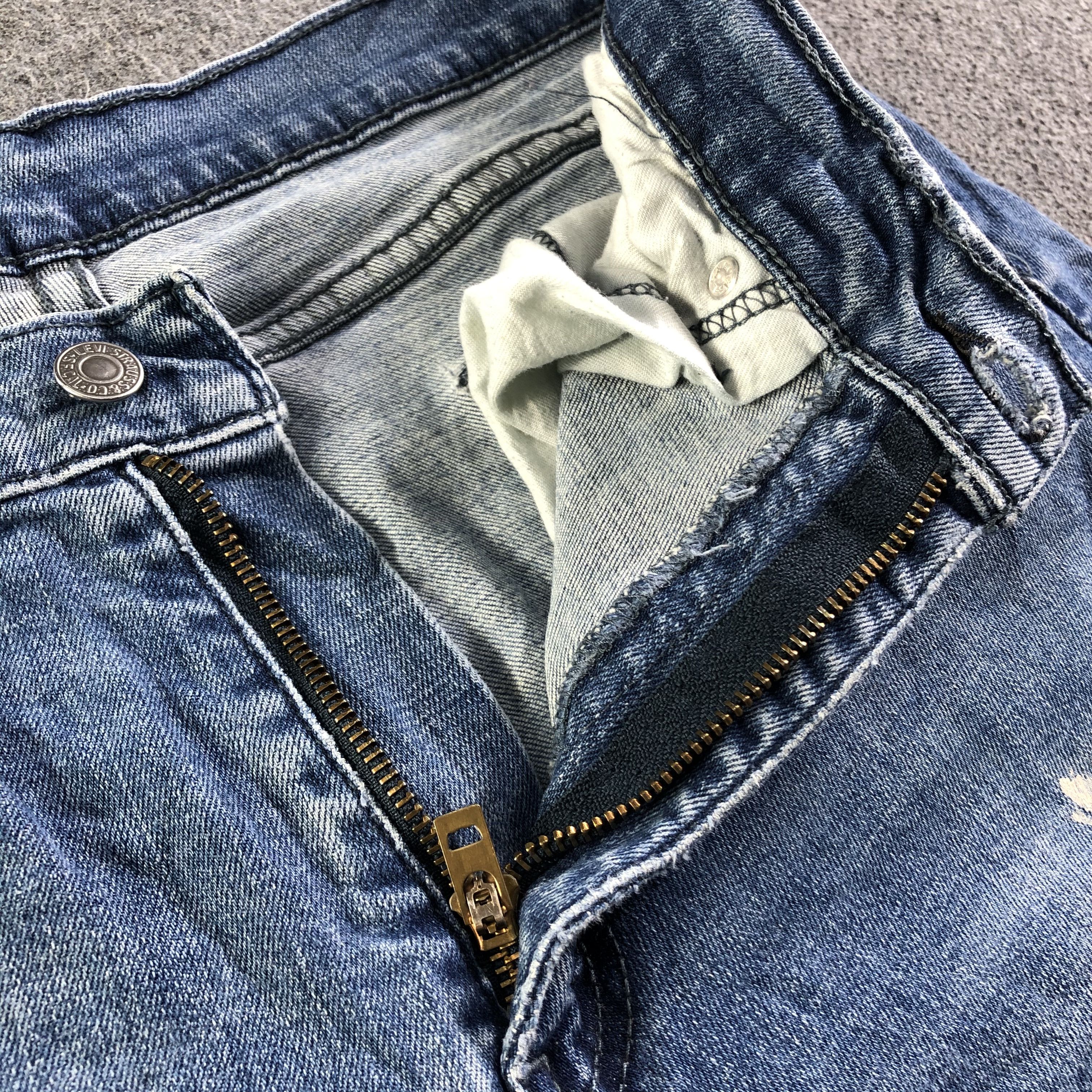 Levi's Vintage Blue Wash Levis 514 Jeans-J4409 Size US 32 / EU 48 - 7 Thumbnail