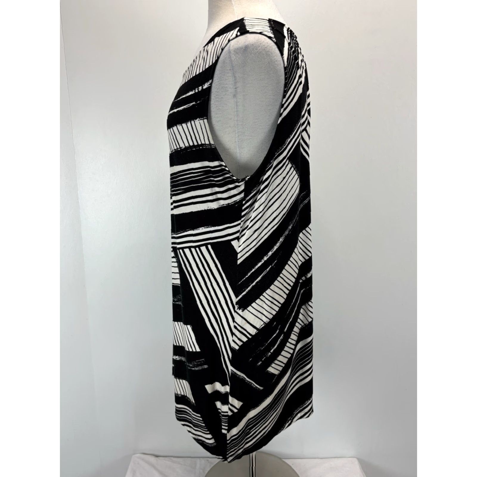 Vintage VINTAGE Soma Women Sleeveless Geometric Dress XL Black White A-Line Casual Travel Stretch Size XL / US 12-14 / IT 48-50 - 2 Thumbnail